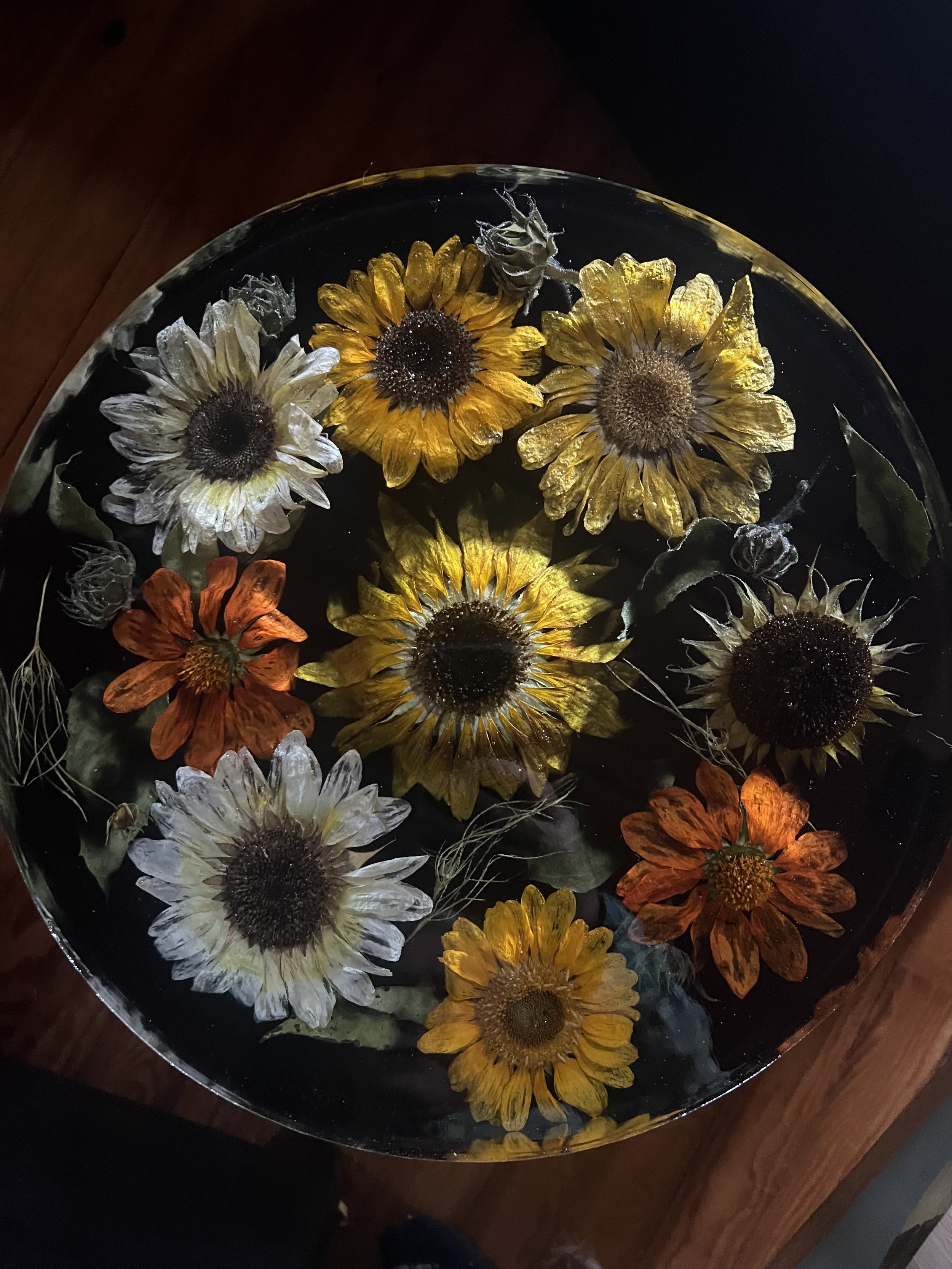 Small Resin Botanical Tabletop
