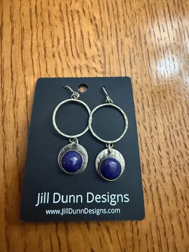 Lapis set on argentiium silver .