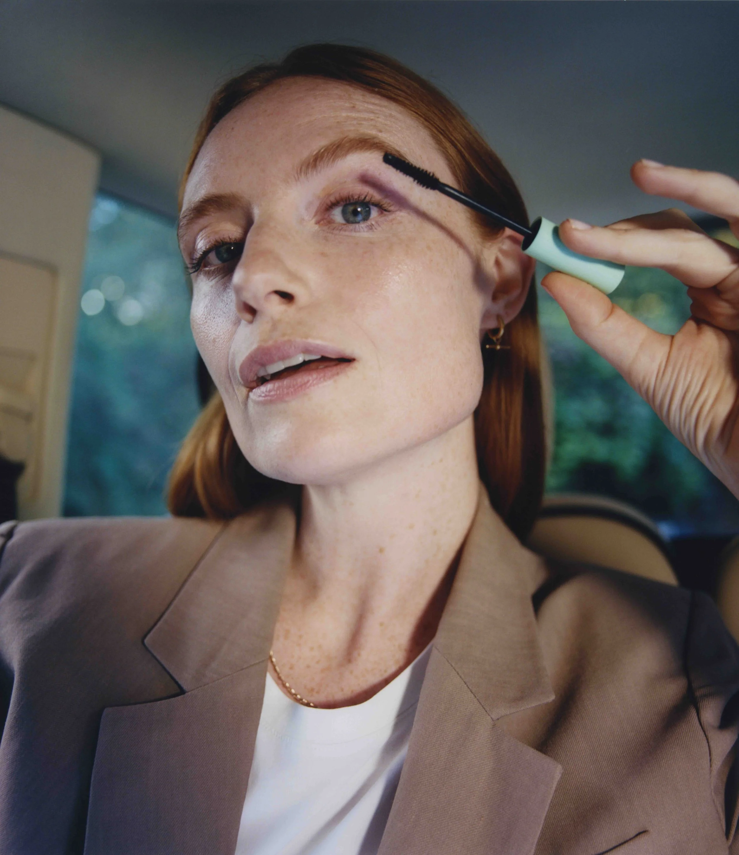 P_4497 No7_Jesse_Mascara2_Portrait copy.jpg