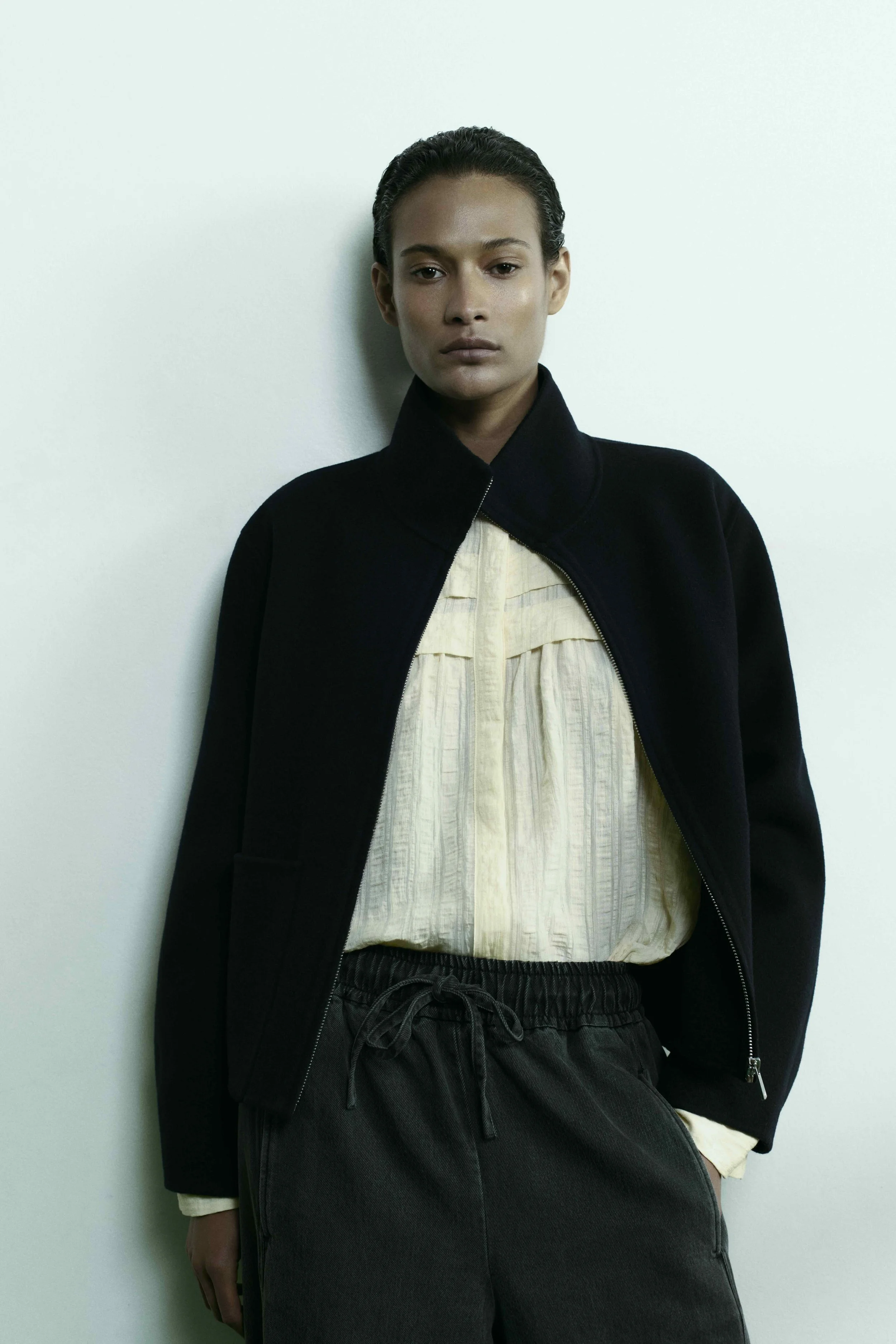 WHISTES PRESPRING SS26_SHOT_05_0213_TT_F_.jpg