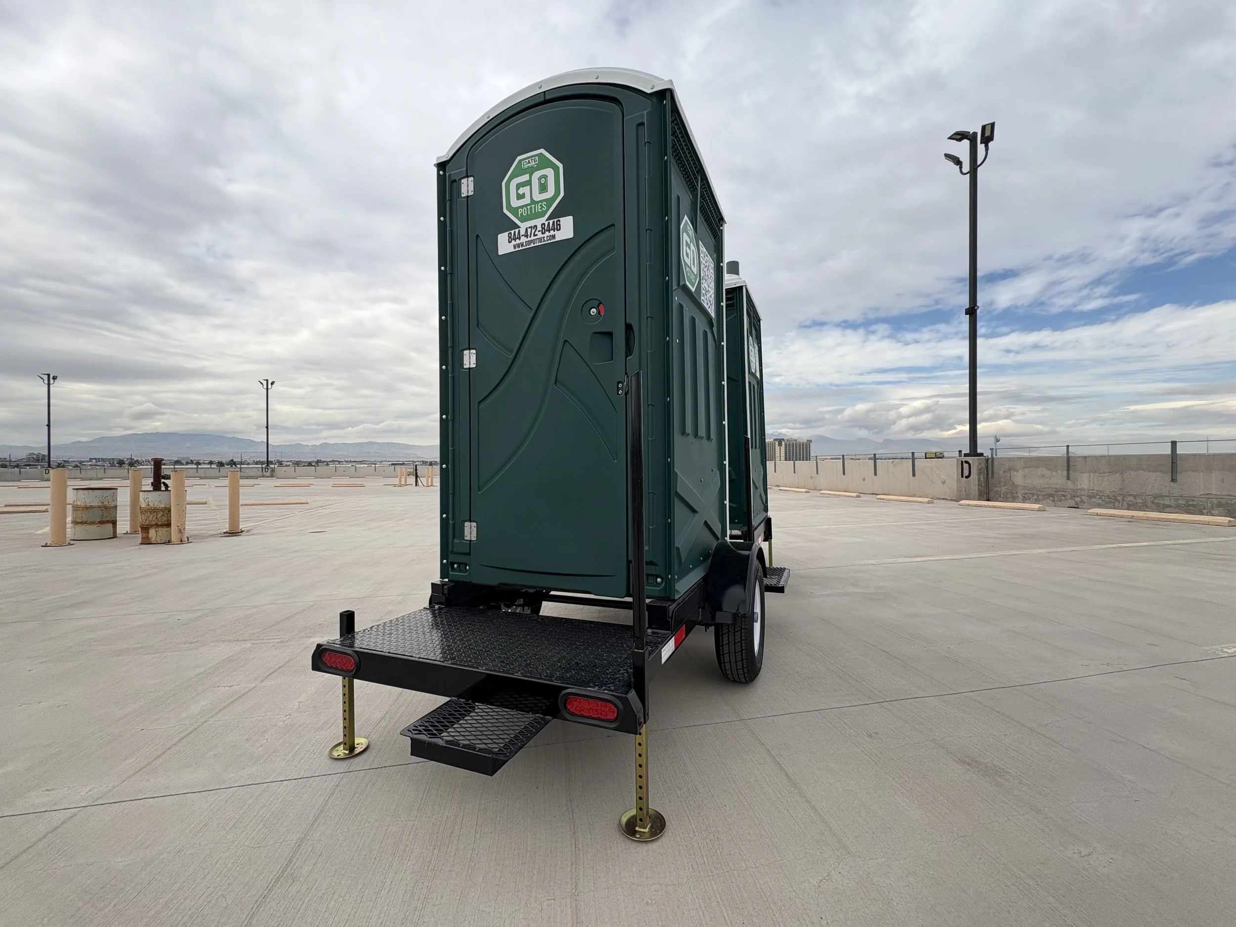Towable restrooms for events and jobsites.jpeg