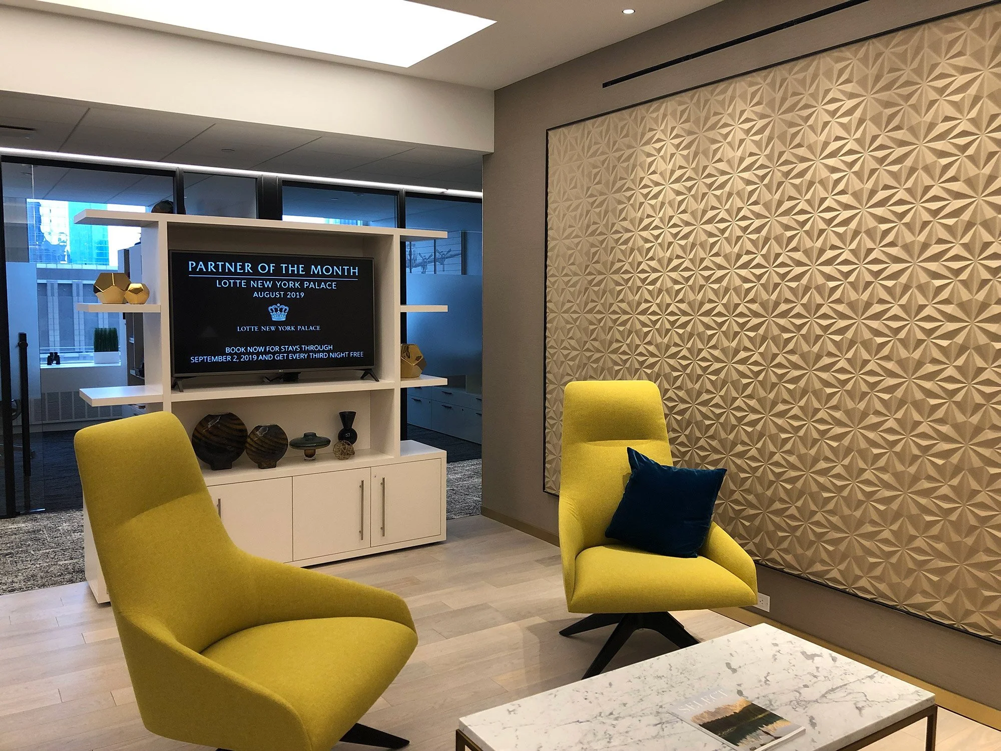 JenniferBMeyer_TLDecor2.jpg