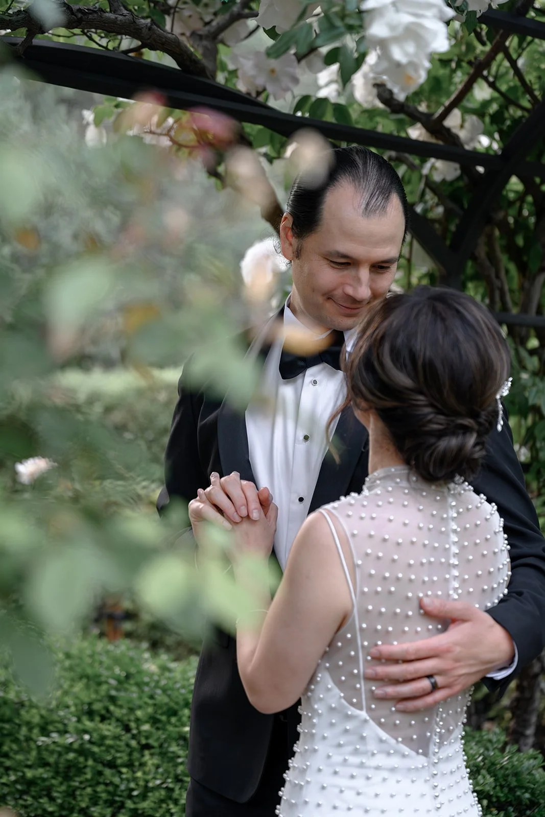 Wedding at the Allied Arts Guild in Menlo Park, CA