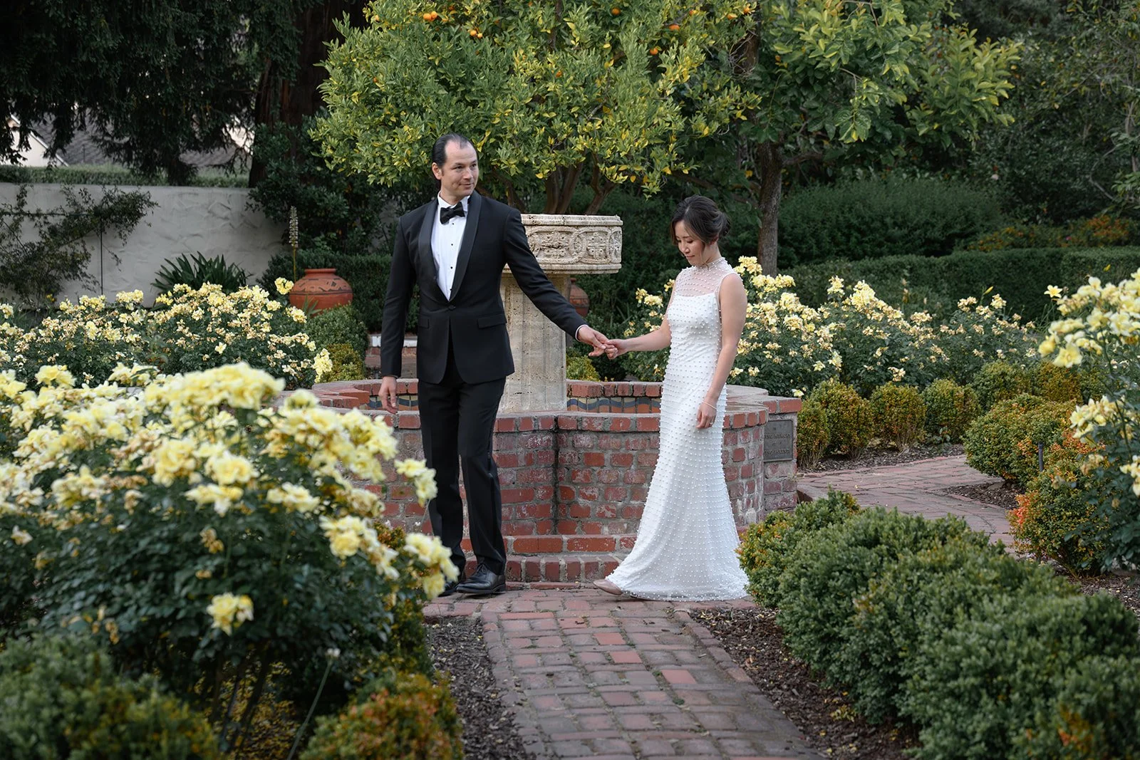 Wedding at the Allied Arts Guild in Menlo Park, CA