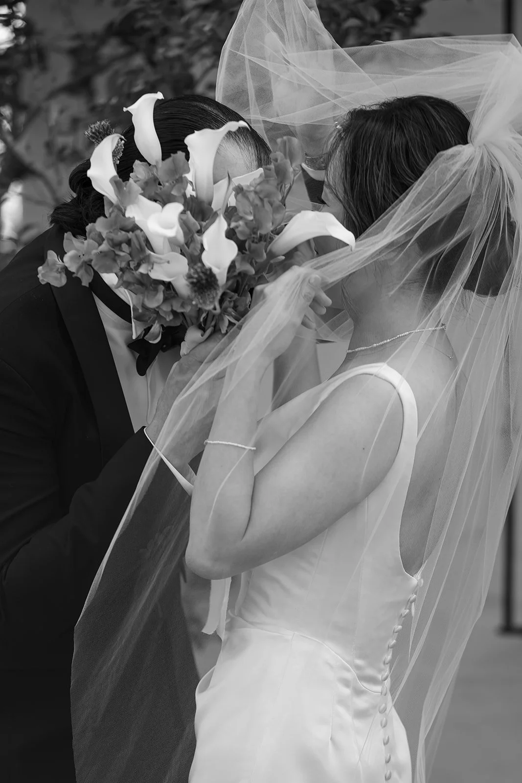 Wedding at the Allied Arts Guild in Menlo Park, CA