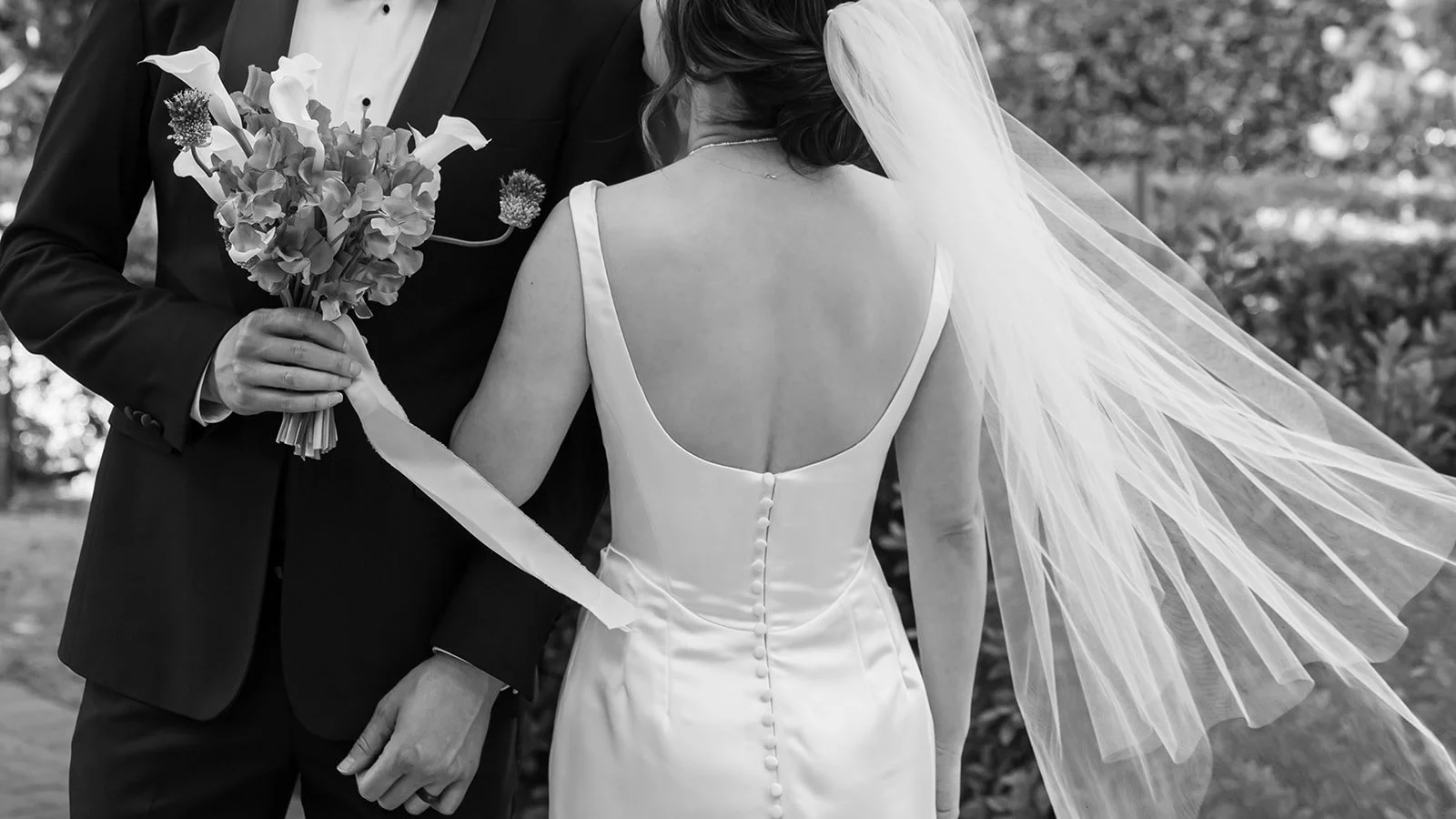 Wedding at the Allied Arts Guild in Menlo Park, CA