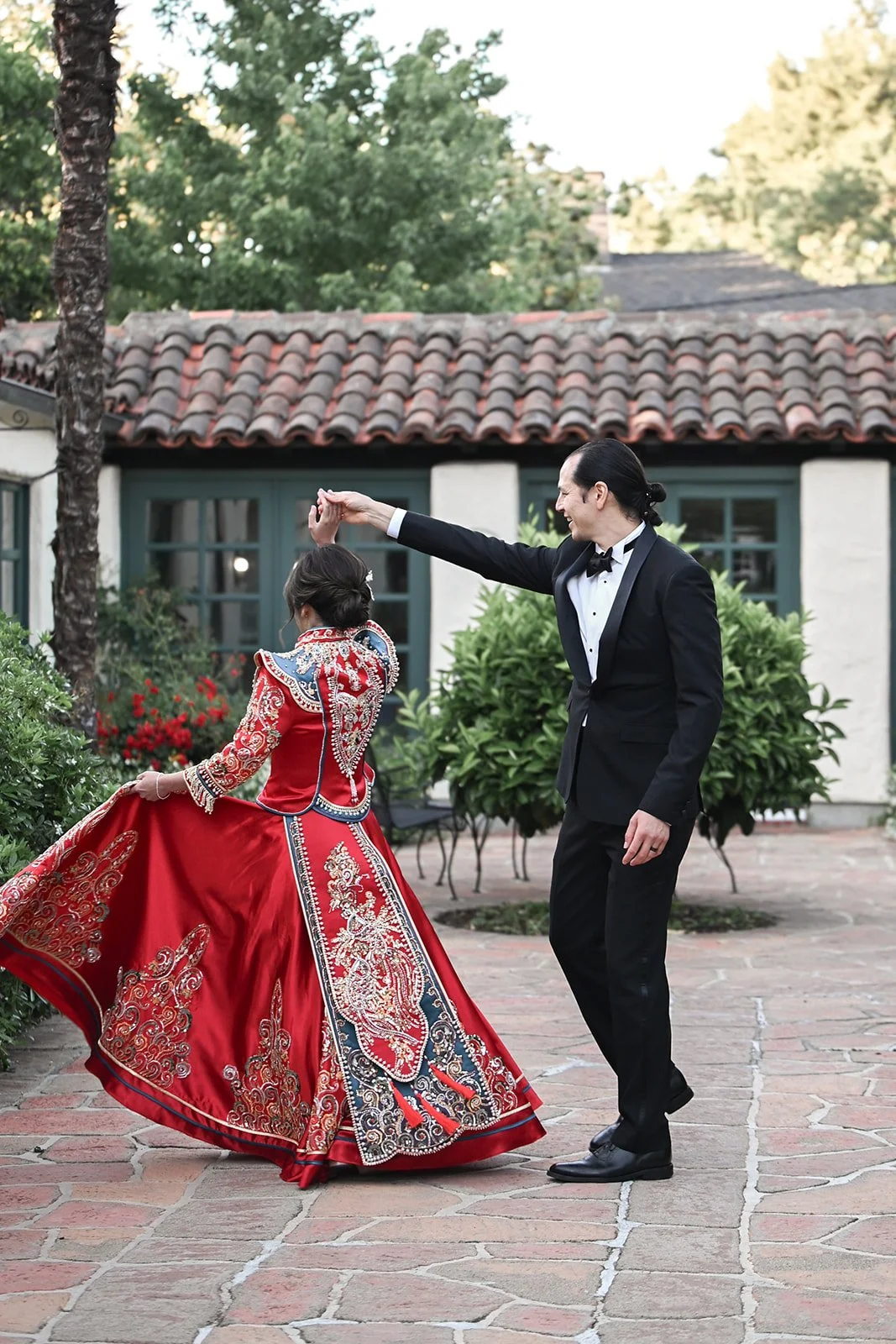 Wedding at the Allied Arts Guild in Menlo Park, CA