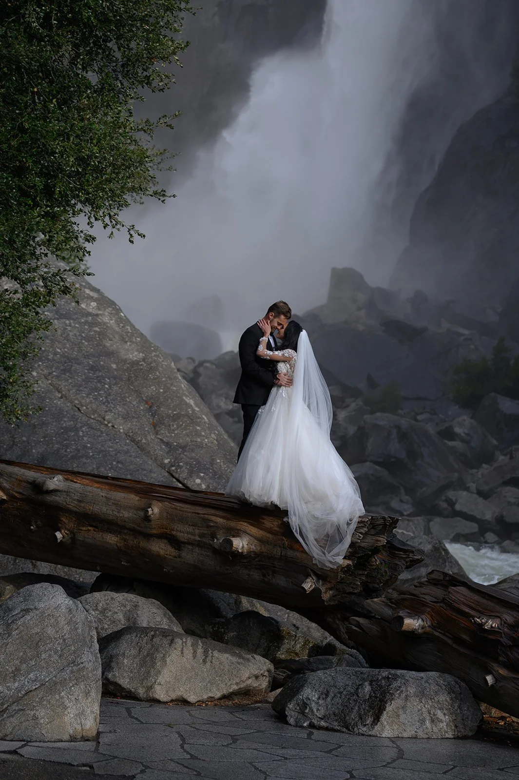 Yosemite-Falls-12.jpg