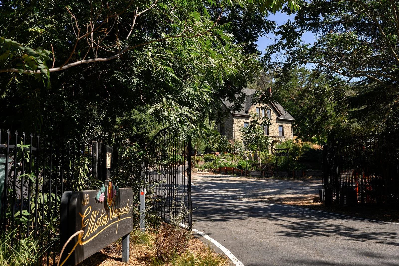 Elliston Vineyards, Sunol, CA