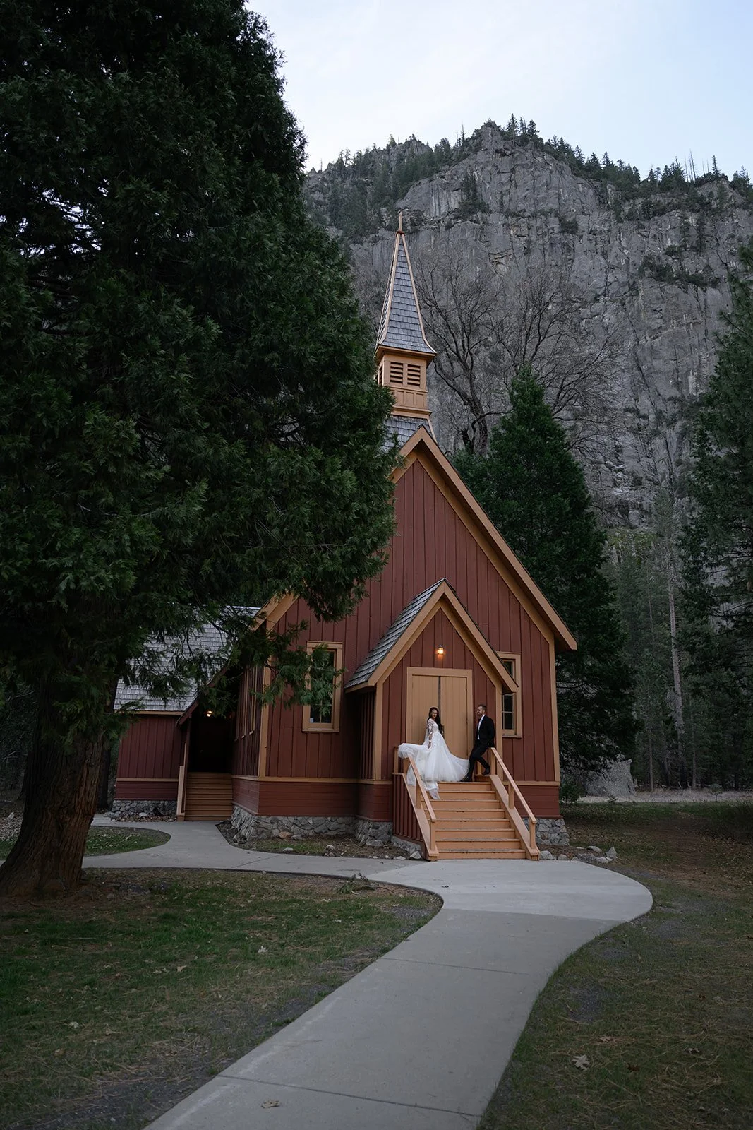 Yosemite-Chapel-23 copy.jpg