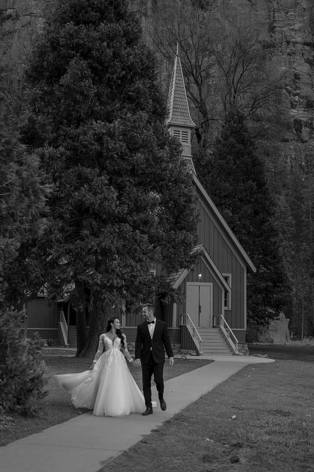 Yosemite-Chapel-52 copy.jpg