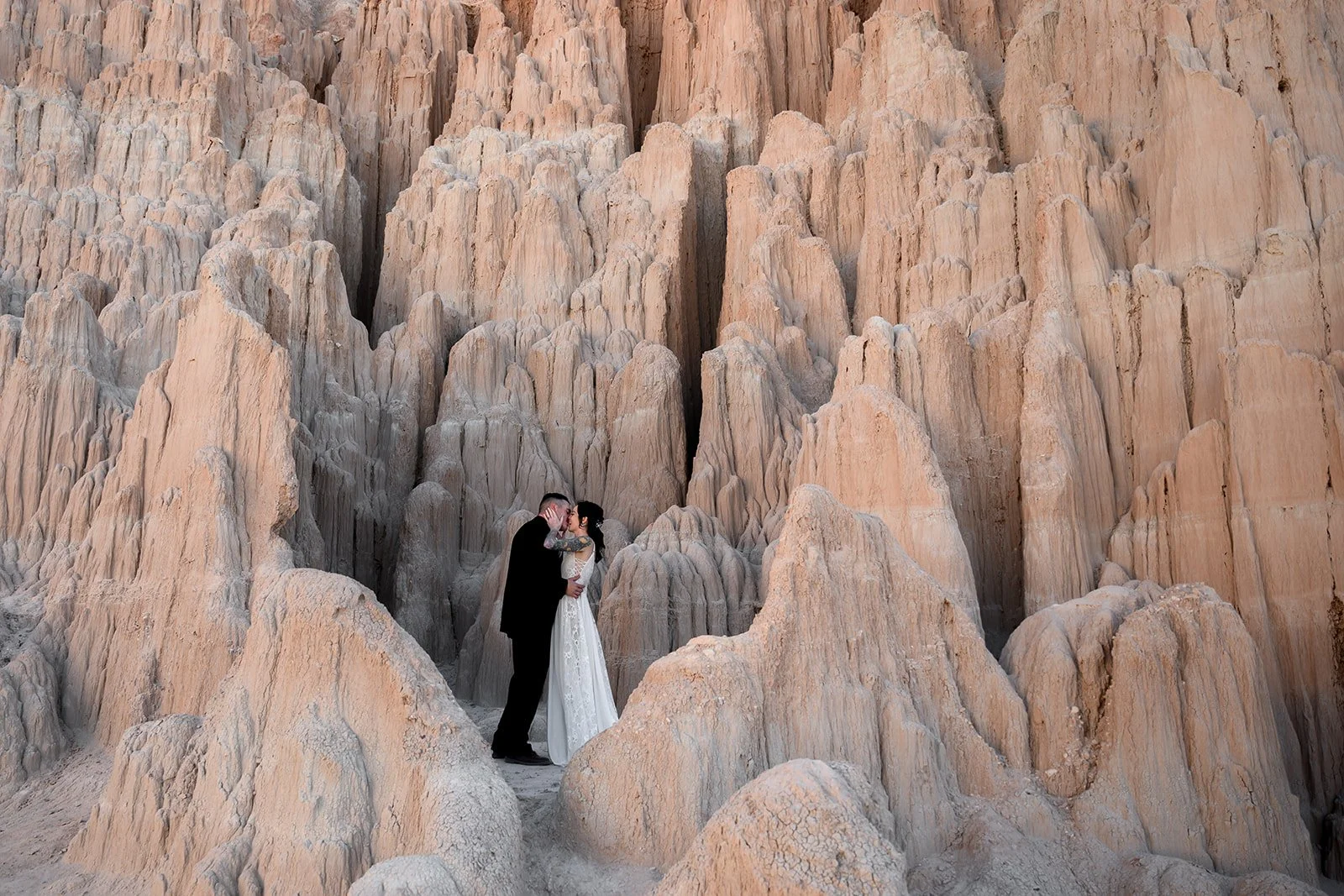 Elopement at Cathedral Gorge State Park