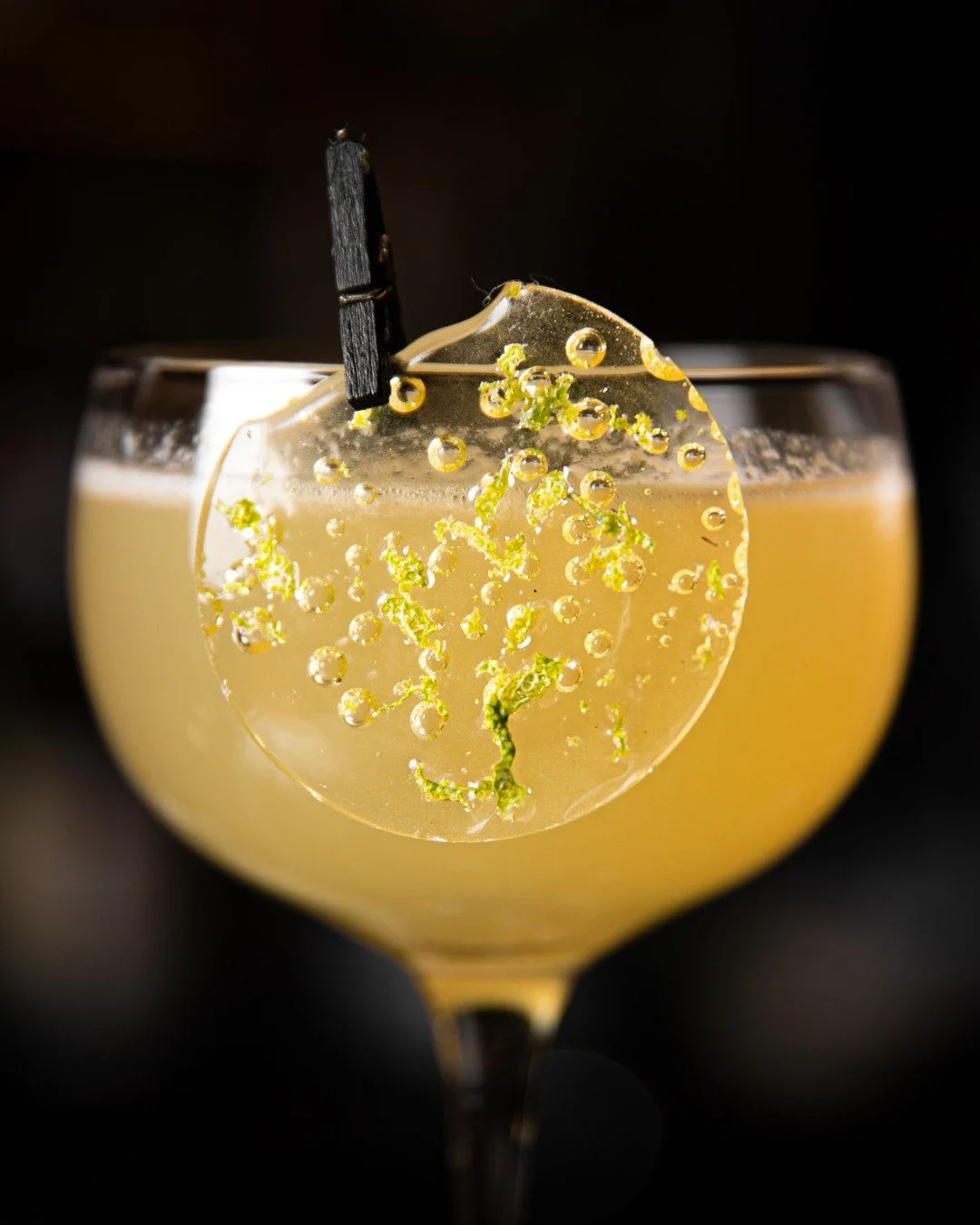 Un d&eacute;tail sucr&eacute; qui fait toute la diff&eacute;rence.

A sweet detail that changes everything.

#Barrelmans #OldMontreal #OldPort #GensduVieux #Cocktails #Tapas #Mixology