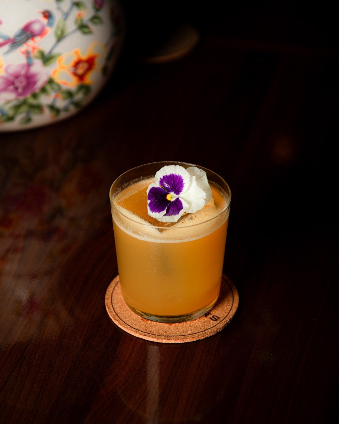 Un bon verre n&rsquo;a pas besoin d&rsquo;explication.

A good drink needs no explanation.

#Barrelmans #OldMontreal #OldPort #GensduVieux #Cocktails #Tapas #Mixology