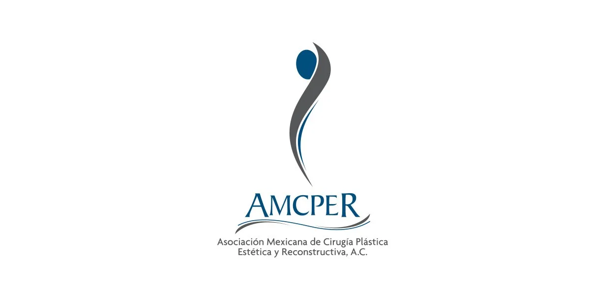 Logotipo de la Asociación Mexicana de Cirugía Plástica, Estética y Reconstructiva, A.C., con figura estilizada y texto en azul y gris.