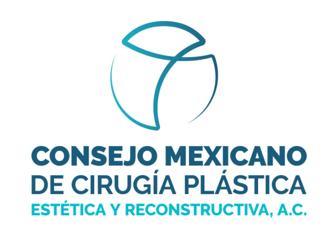 Logotipo del Consejo Mexicano de Cirugía Plástica, Estética y Reconstructiva, A.C., con un diseño abstracto de una figura humana y texto en azul.