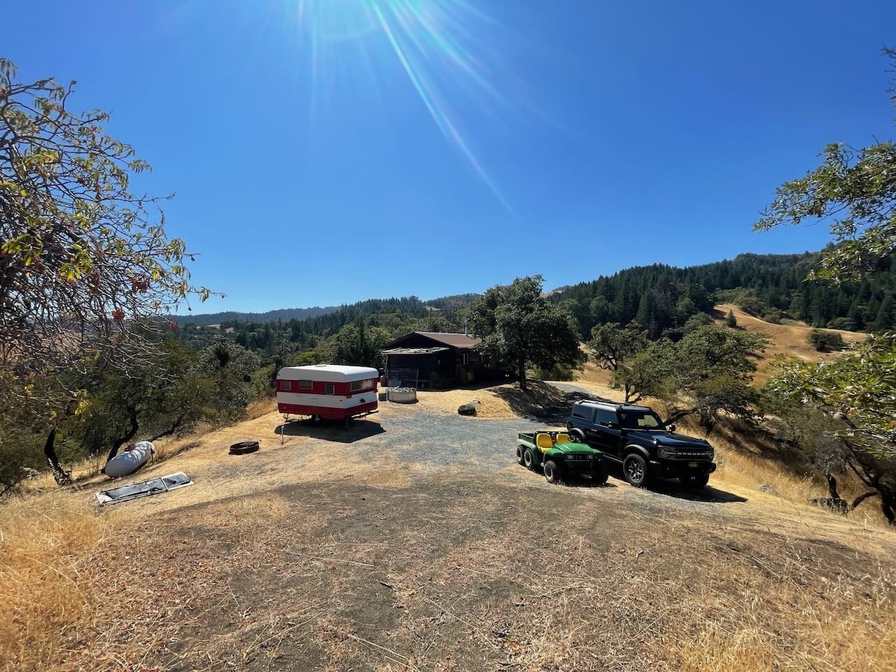 22 Trailer and cabin.jpeg
