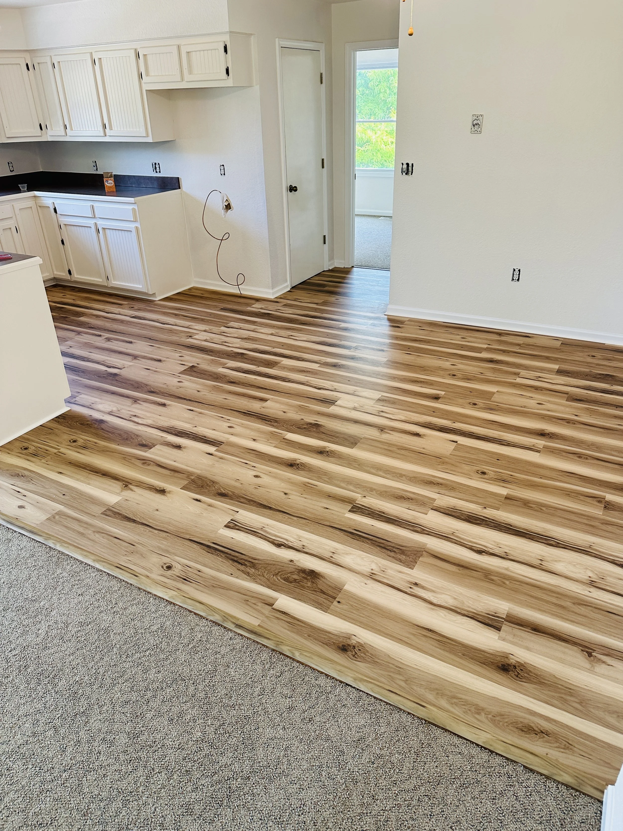 Luxury Vinyl Plank 