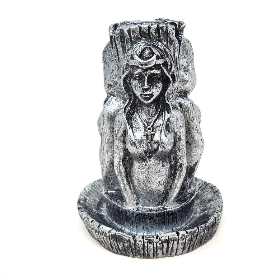 maiden mother crone 3.jpg