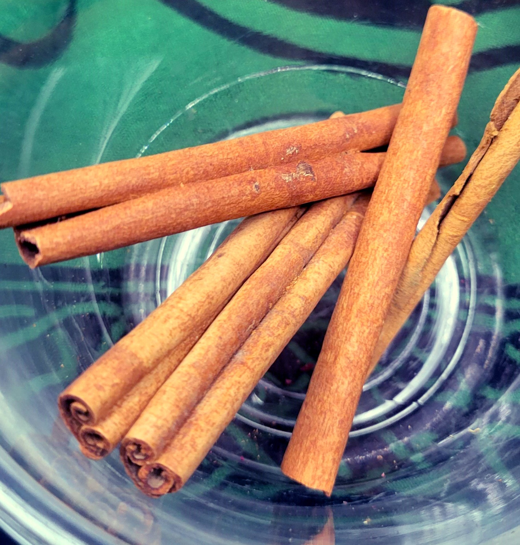 cinnamon sticks.jpg