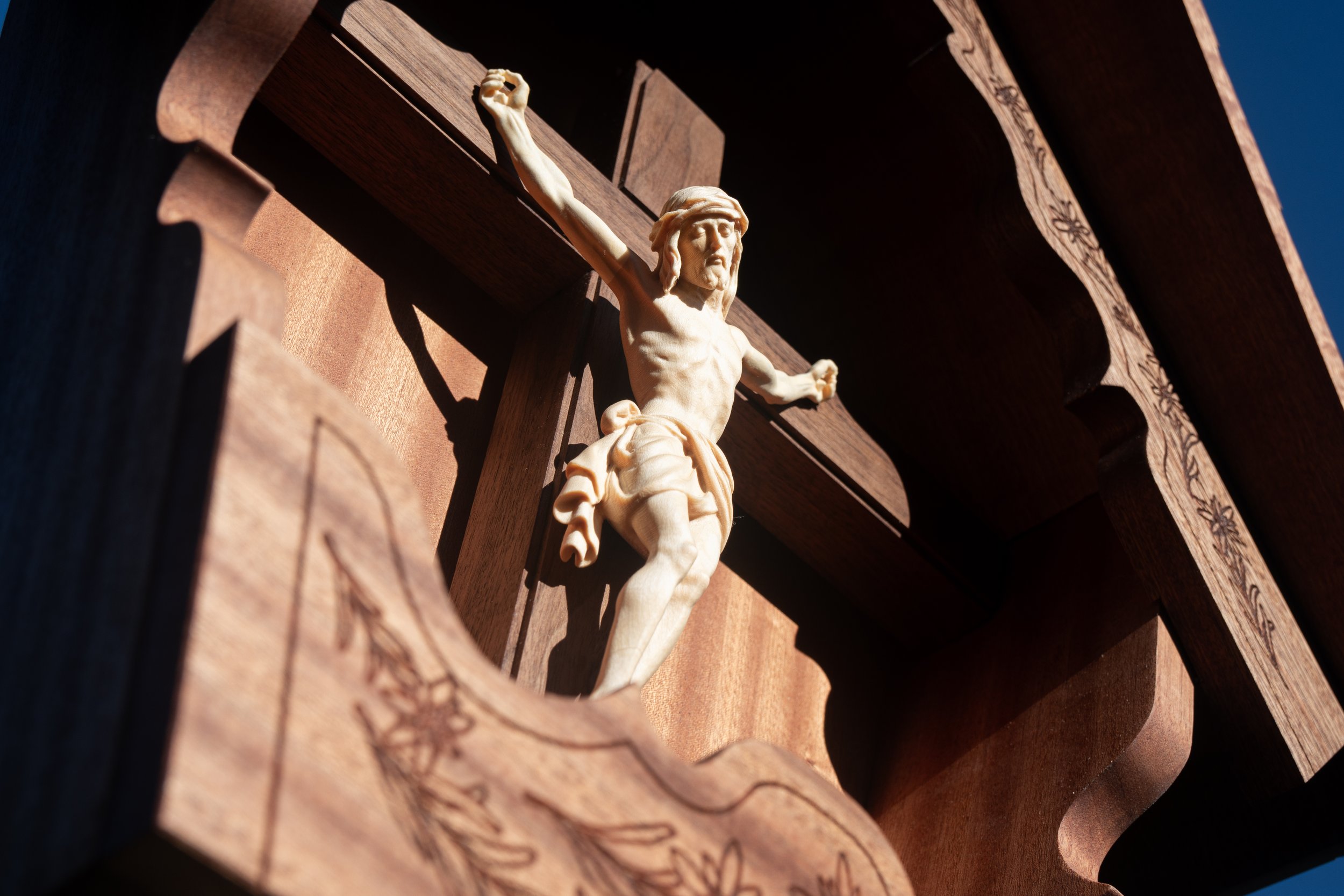 wayside shrine crucifix