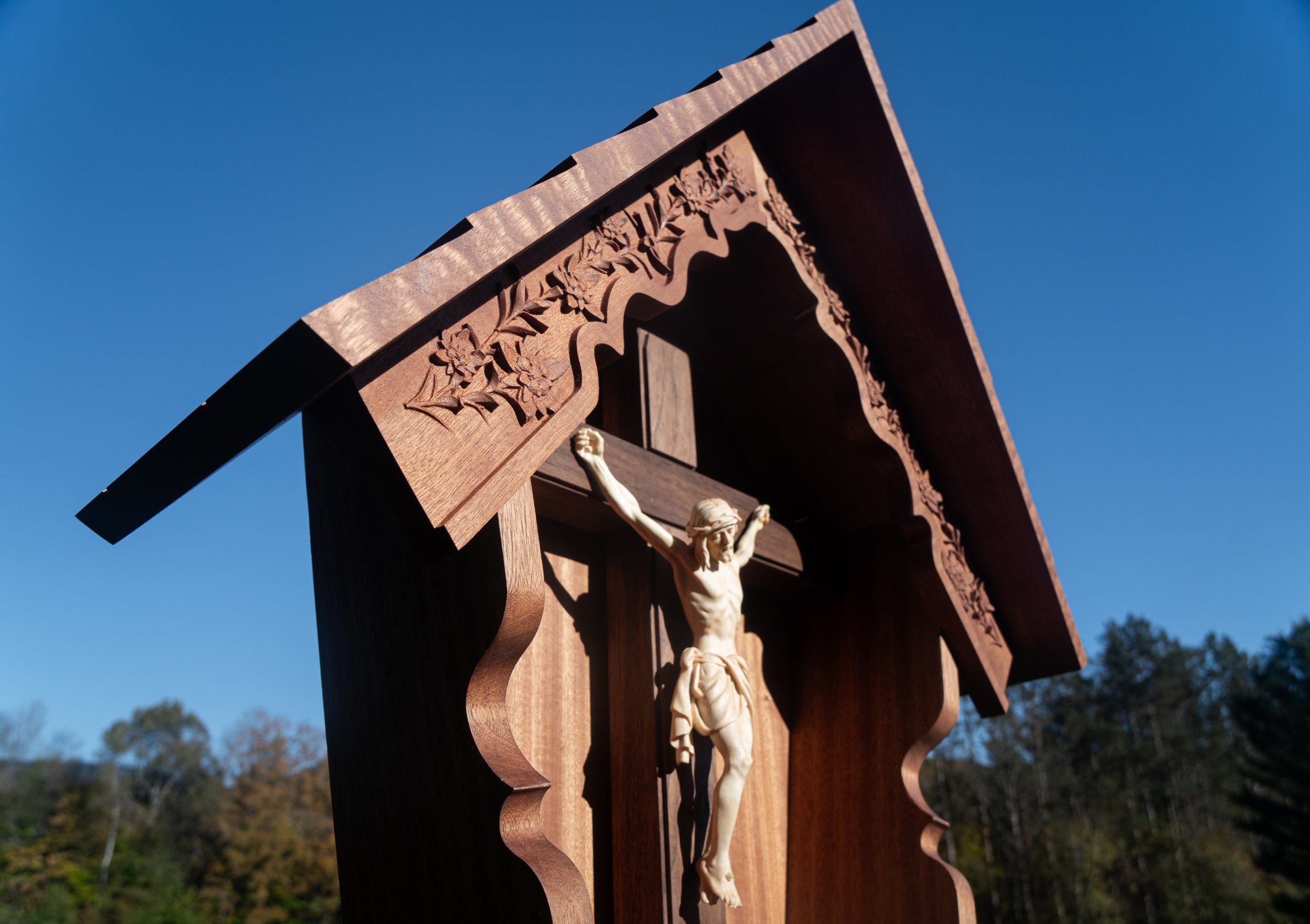 wayside shrine crucifix