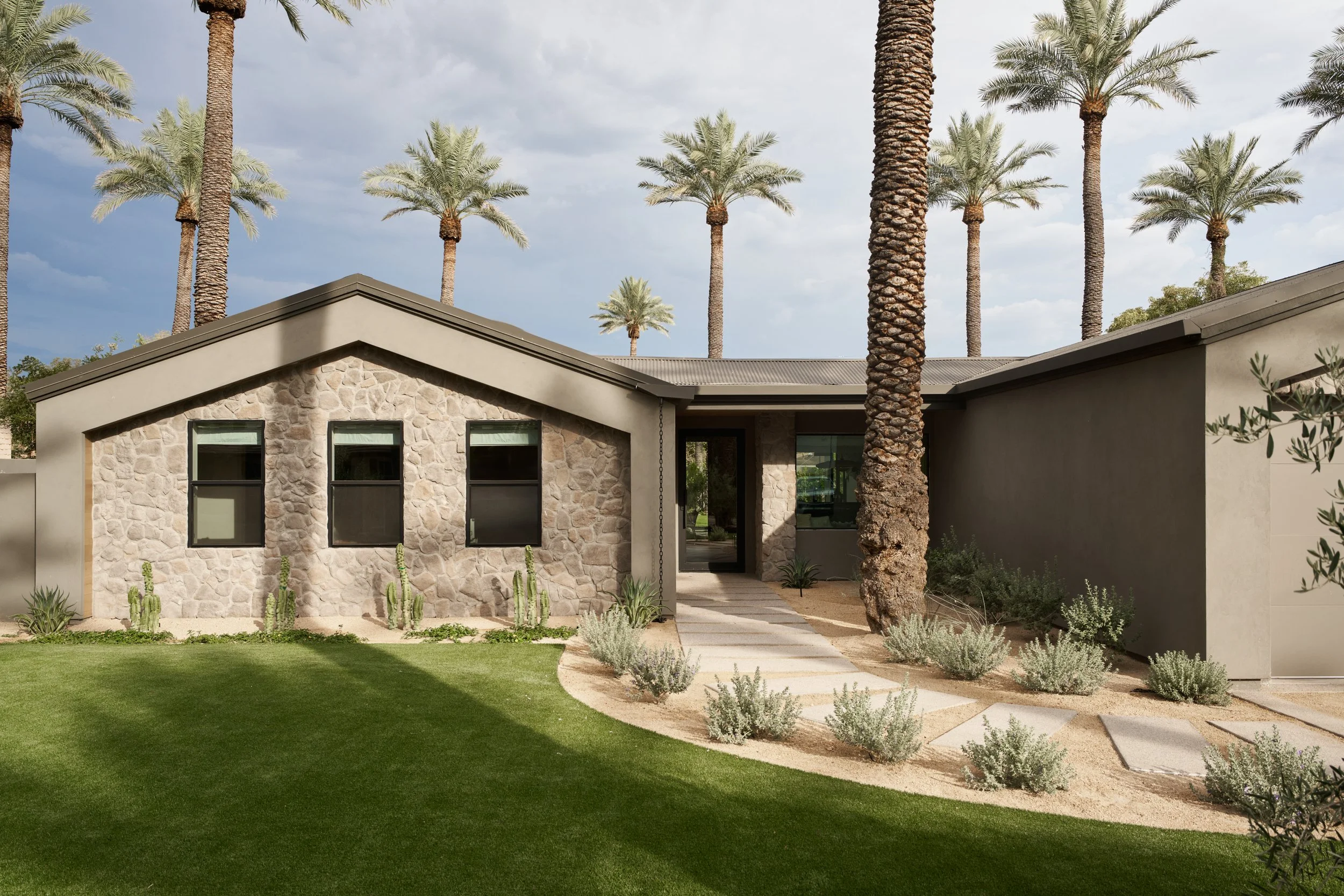 4419 N 47th PL3621.jpg