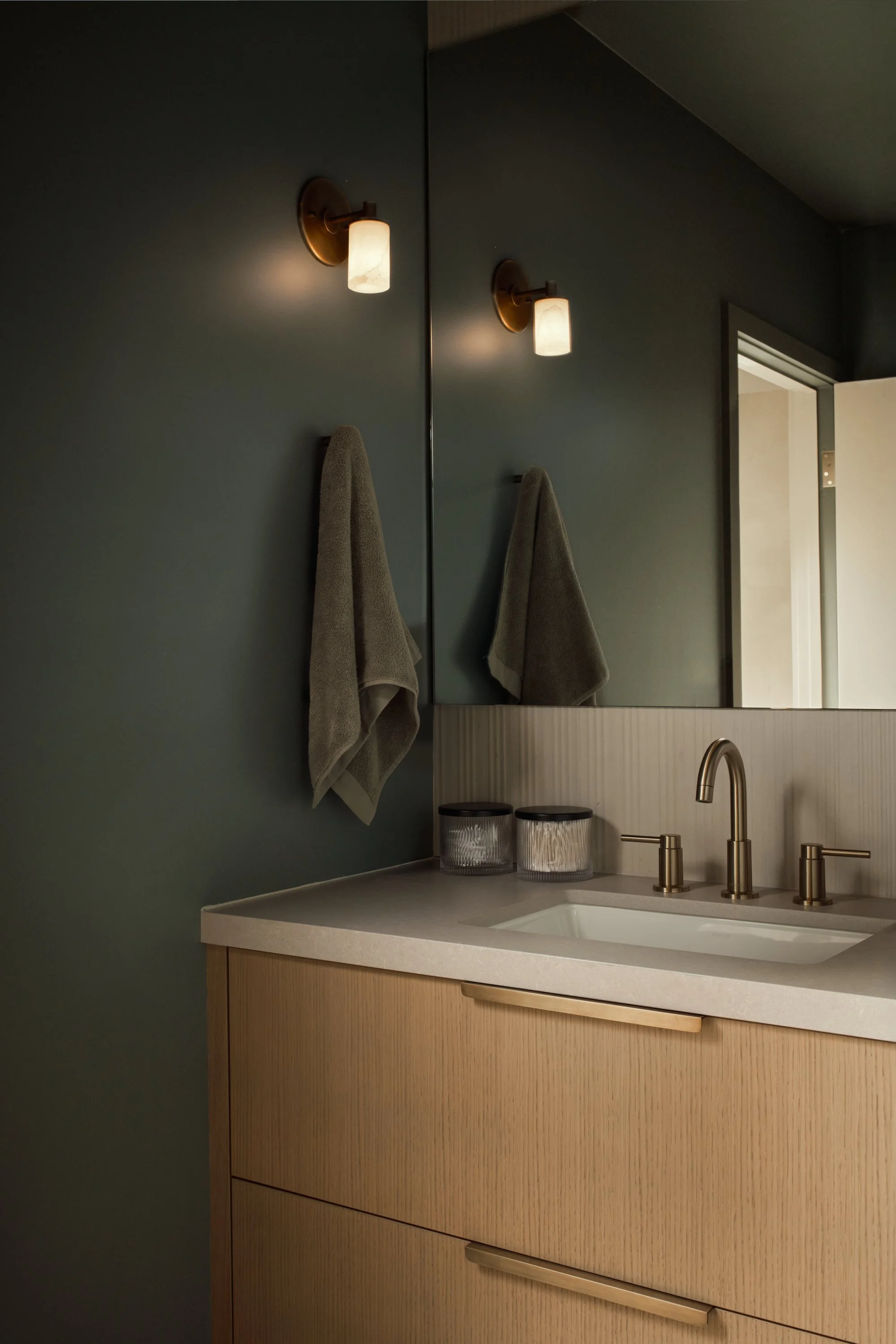 4419 N 47th PL3653.jpg
