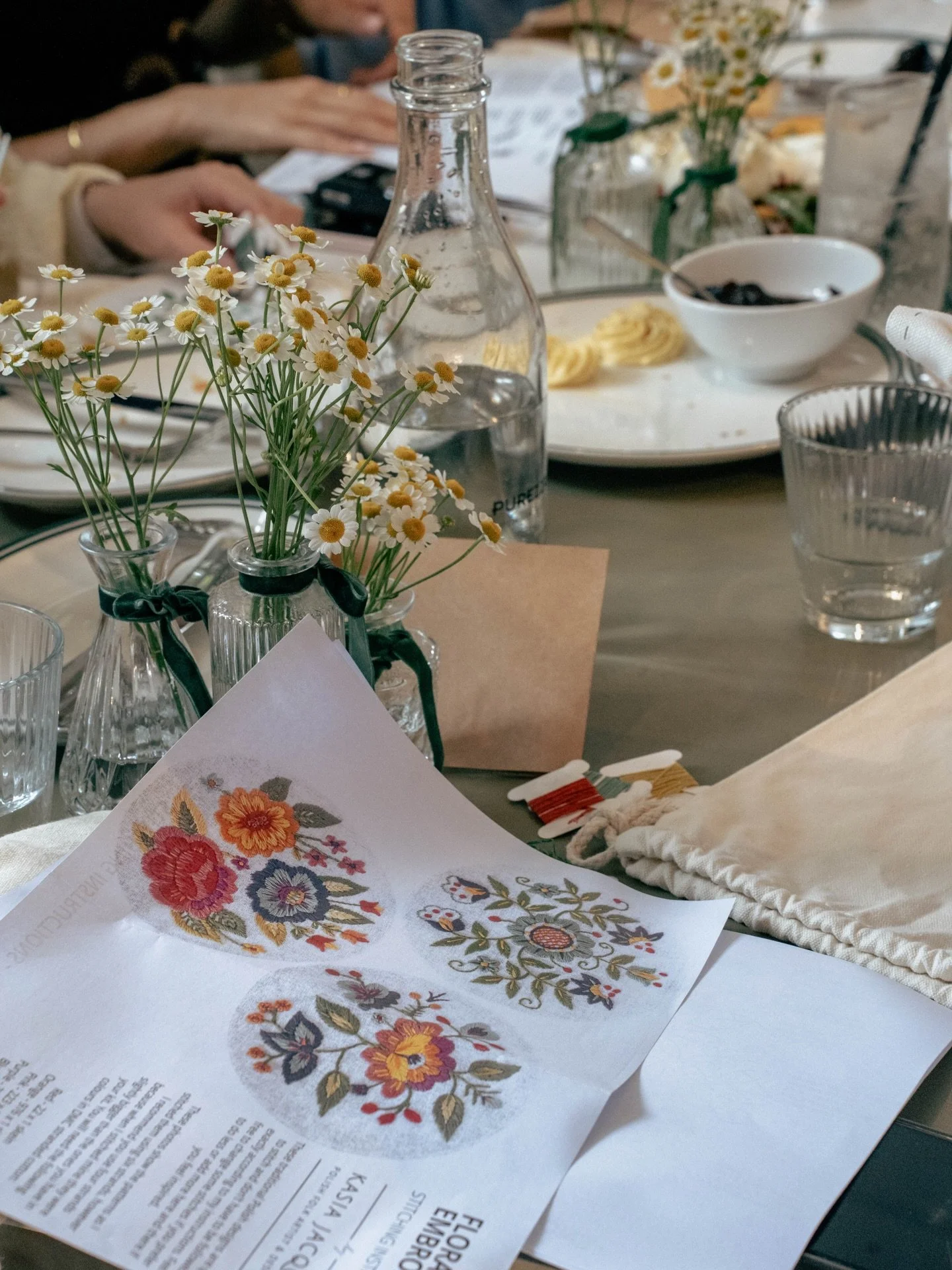 I wanted to share the process of a very sentimental project, for my Bridal Shower my mum and I organised embroidery kits for our guests to do from @kasiajacquotembroidery  The plan is to take all the finished squares and turn them into a quilt for my