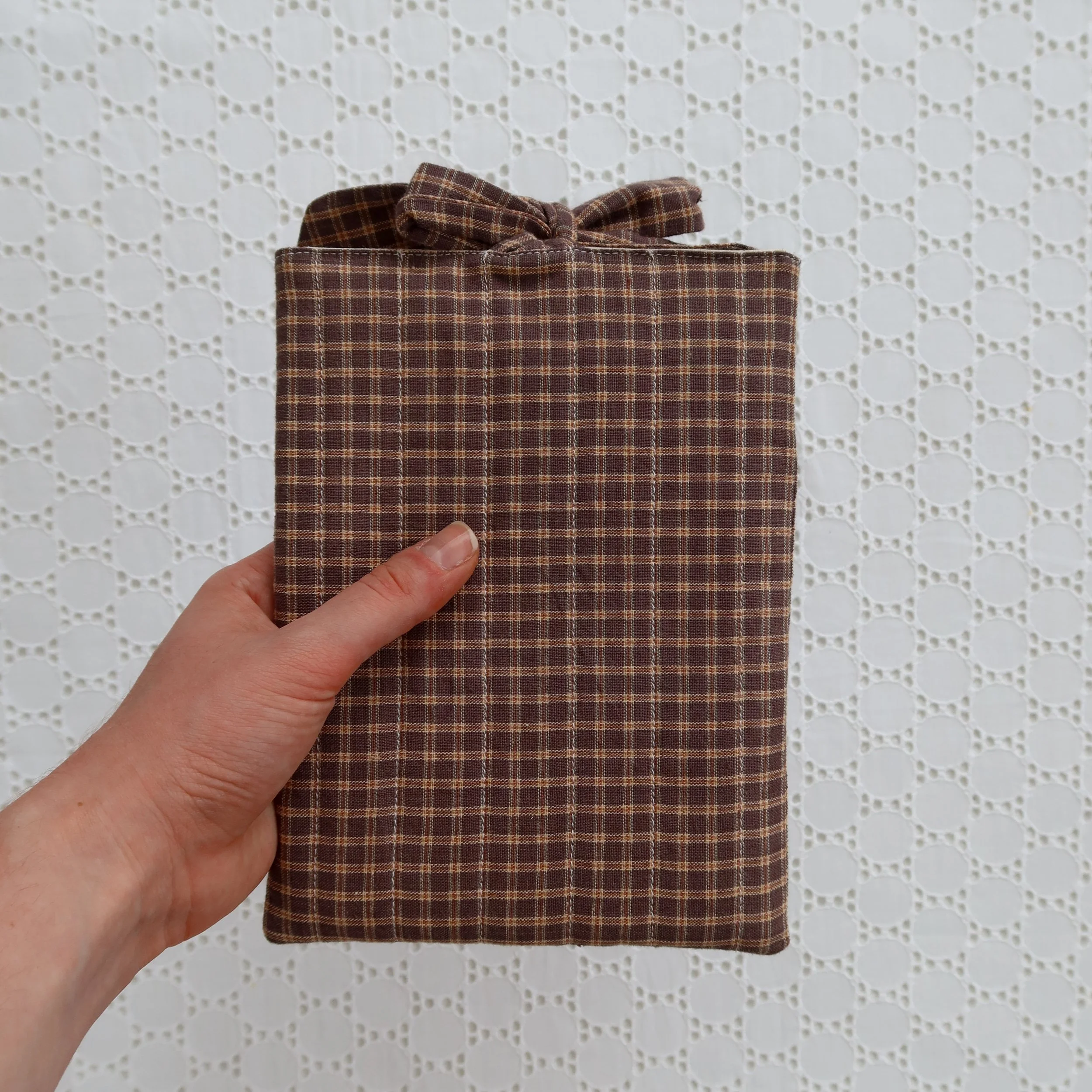 Quilted e-Reader Sleeve - Brown Gingham
