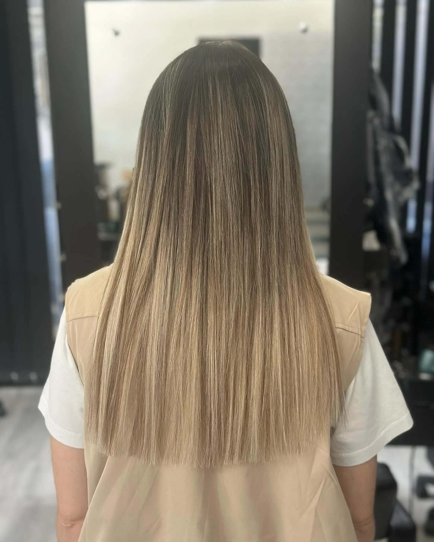 Keratin hair extensions 

#hair #hairinspiration #hairinspo #hairinstagram #hairextensions #hairkeratin #hairkeratinextensions #hairideas #hairbeforeandafter #hairtransformation