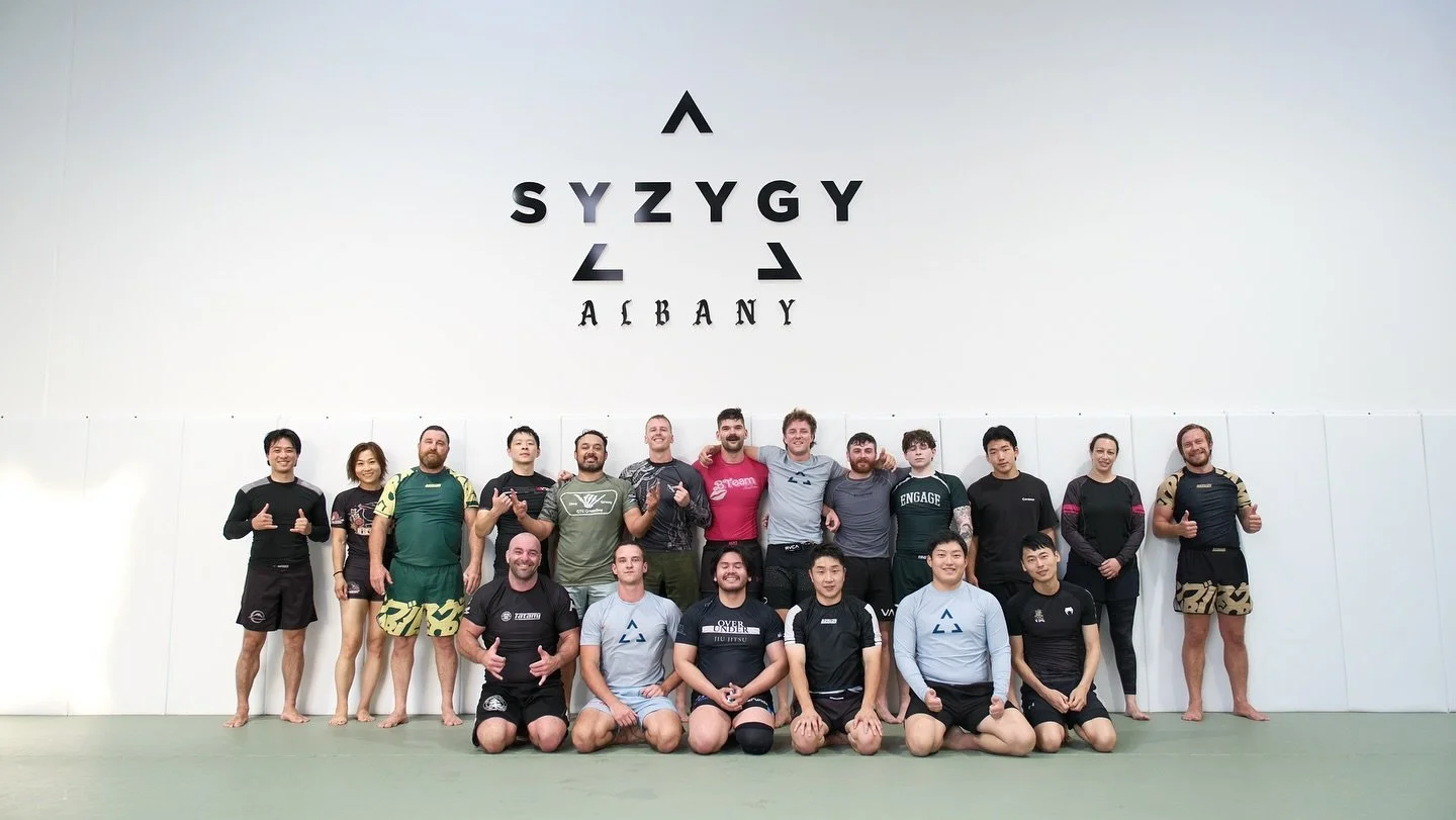 ☀️ Another scorching summer of rolls in the books! 🥋💦
Sweaty hugs, great music, what a vibe.

Thank you @bjj.escapes for dropping in and making it even better one! 🔥🥵☀️