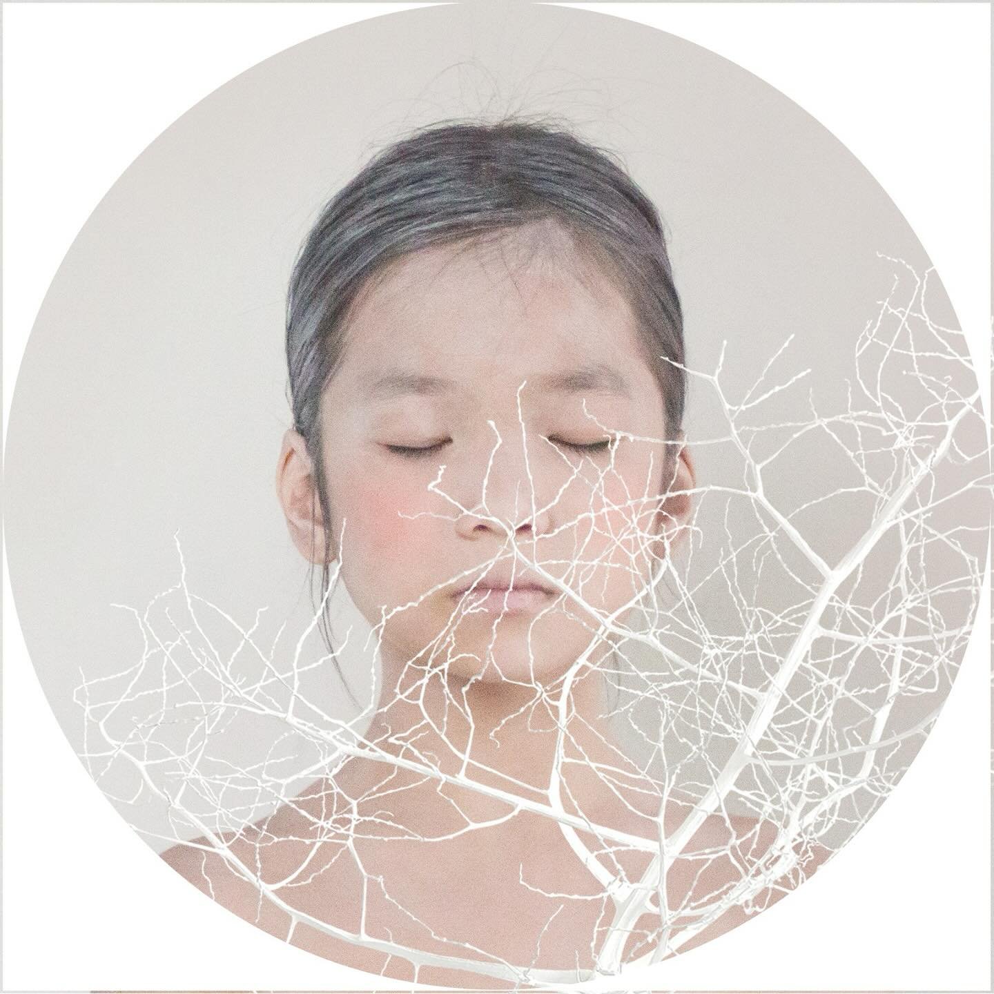 Dear friends, 

I am glad to invite you to an Art and Literature conversation with multidisciplinary artist H&eacute;l&egrave;ne Le Chatelier and author and photographer Daryl Li (The inventors)✨

This event will take place as part of the UTOPIAN DRA