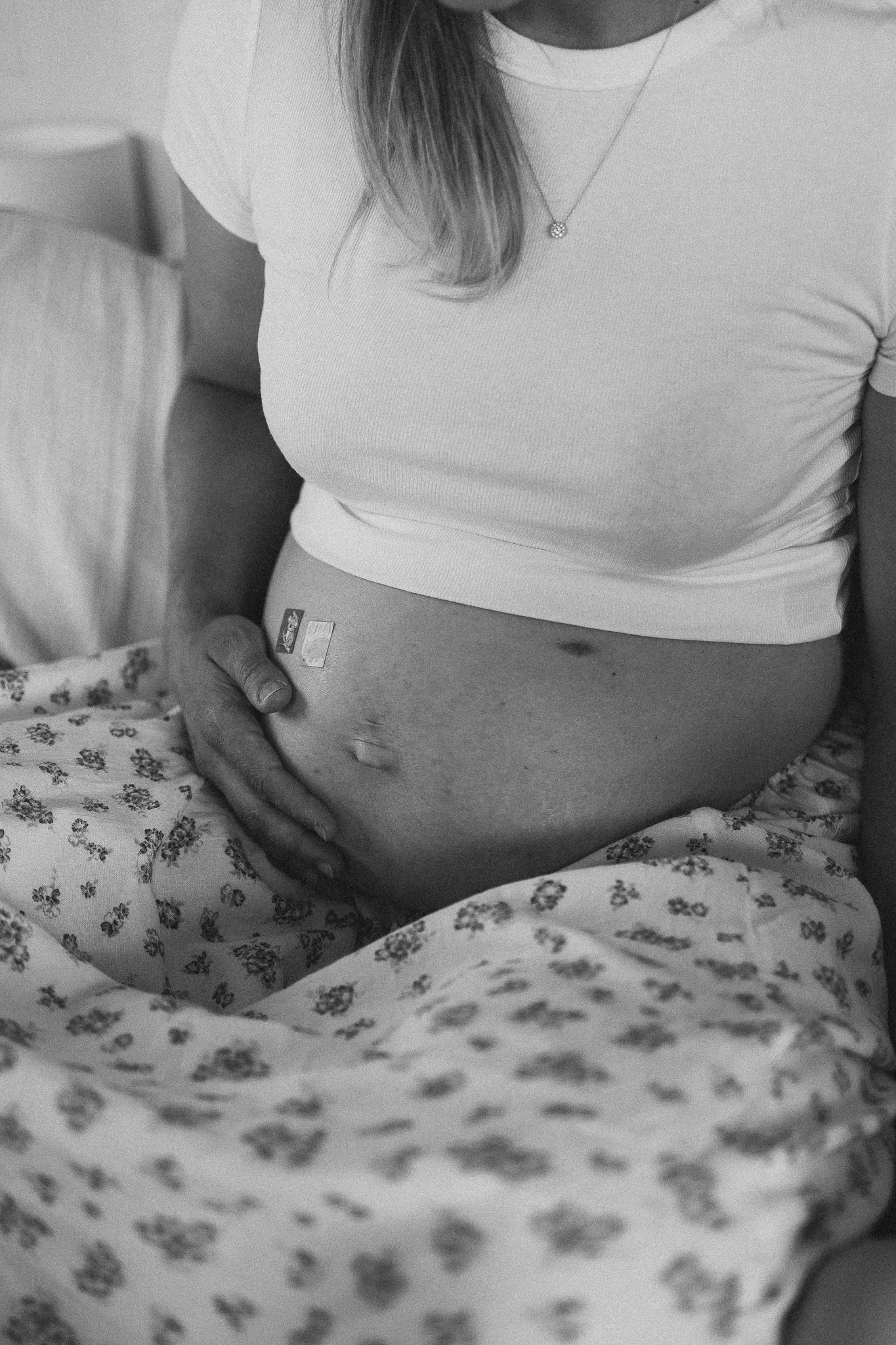 familly couple love story pregnancy photographer videographer new zealand christchurch-19.jpg