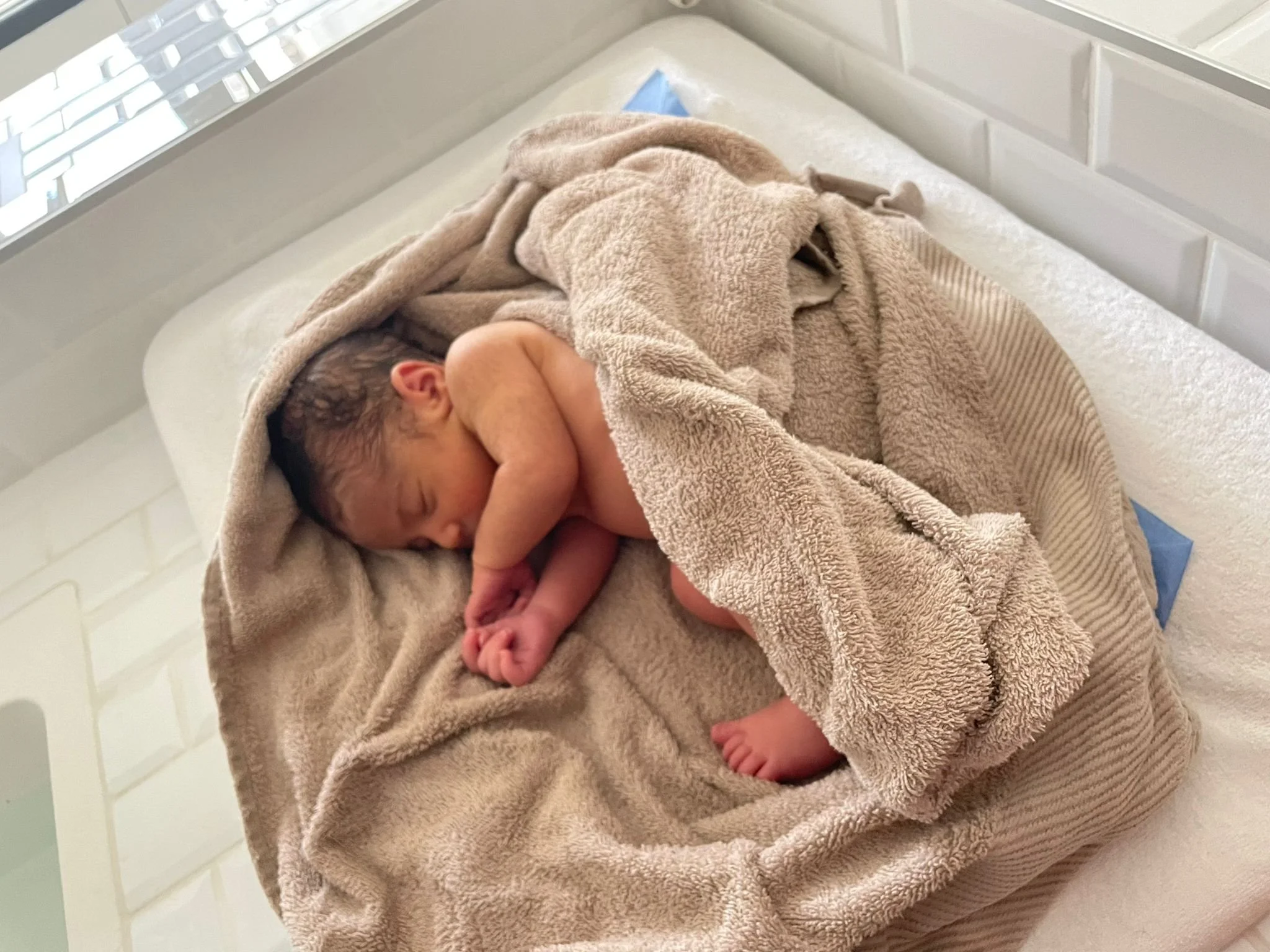 Le massage ayurvédique bébé à Caen, un cadeau pour toute la vie - Douce Parenthèse