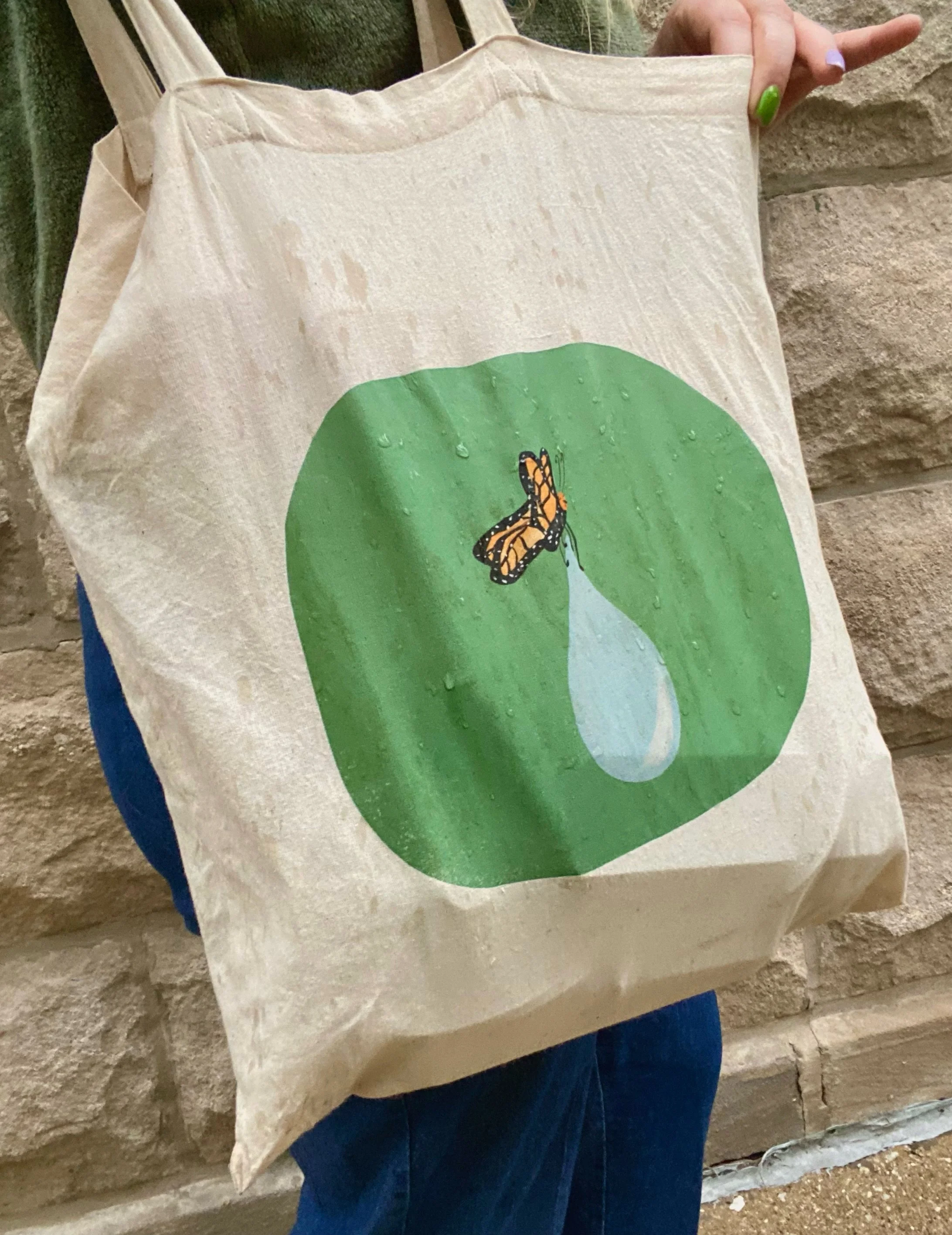 Flashback to when I used to make and sell totes. If anyone wants to help turn these into reality again send me a message 💌&hearts;️🙃