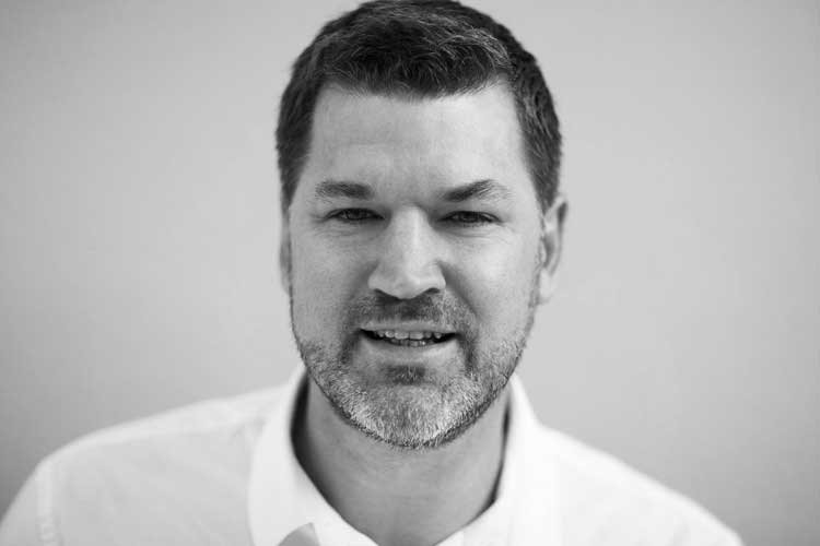 How to Leverage Your Headshot to Secure More Job Interviews
