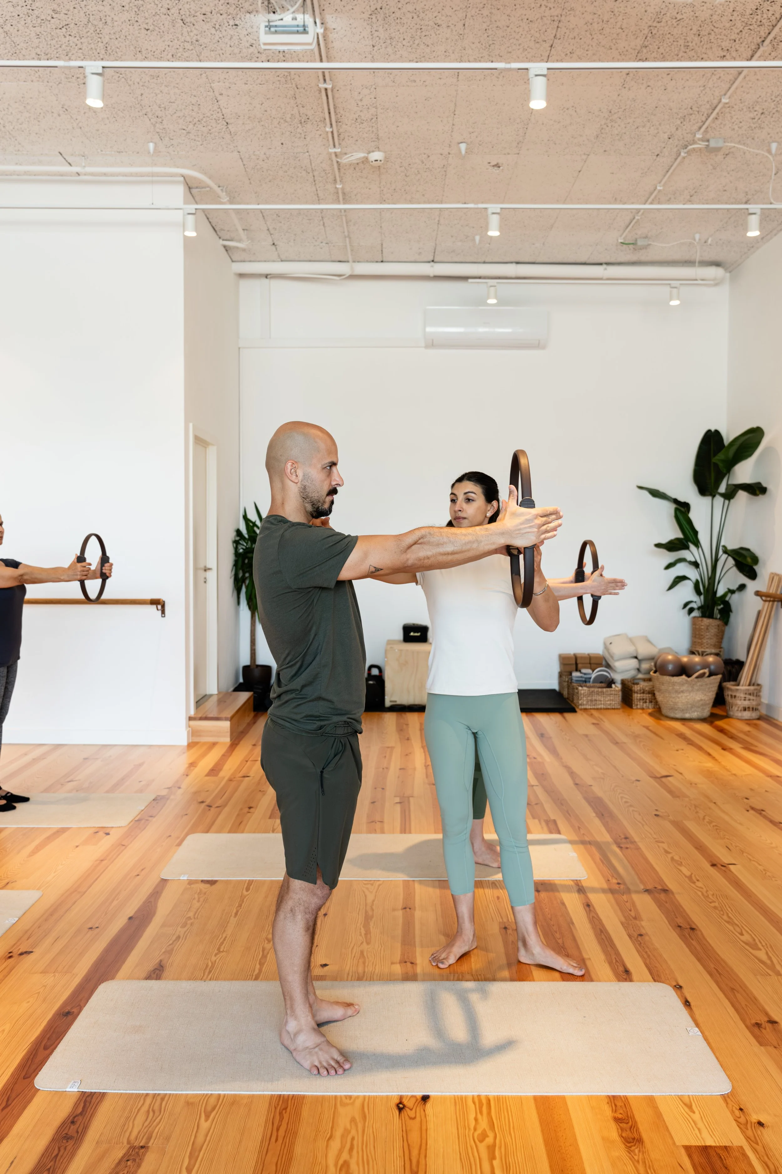 Pilates HIIT no Plenum Studio, Braço de Prata