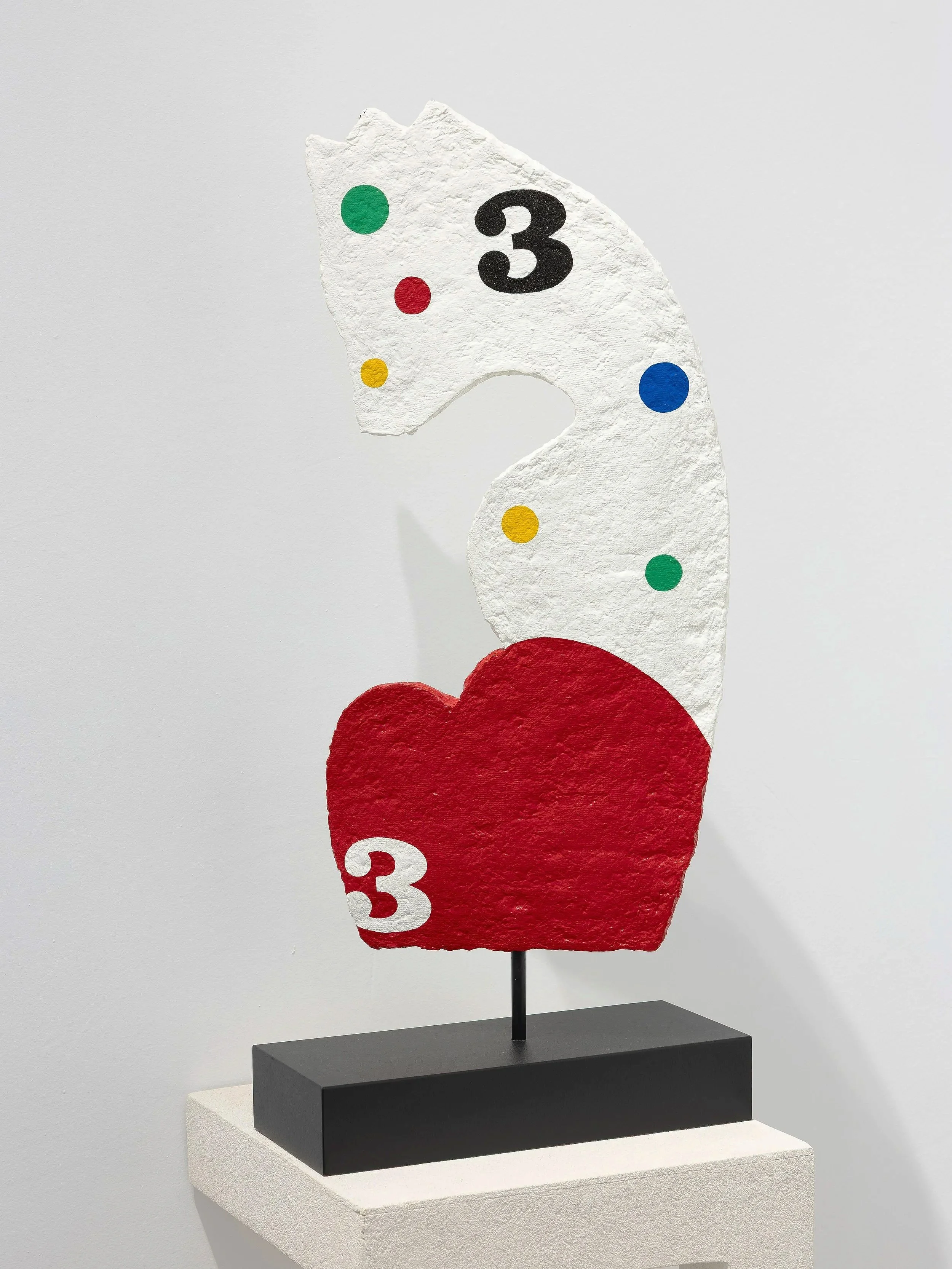 José de Guimarães | Escultura em Pasta de Papel