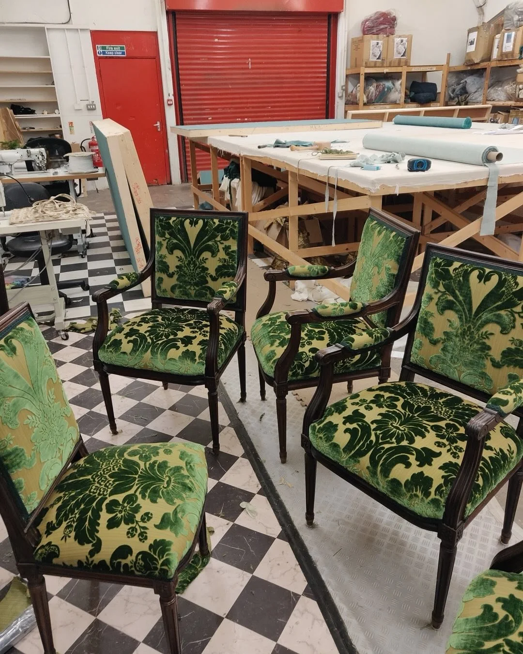 How incredible is this Tassinari &amp; chatel velvet?! Initially woven in damask, this archive design was rewoven by their factory for the Ch&acirc;teau d&rsquo; Asni&egrave;res. Sadly I didn&rsquo;t get a video of these but it&rsquo;s one of those s