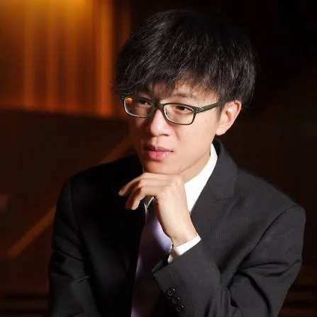 Headshot of Chun-syuan Wei