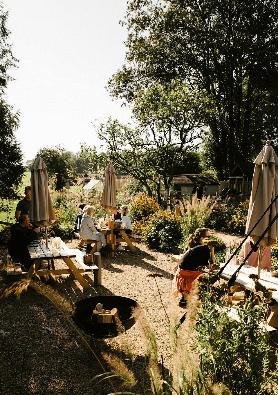 Itchen Valley Studio Holiday Accommodation Hampshire Country Pub