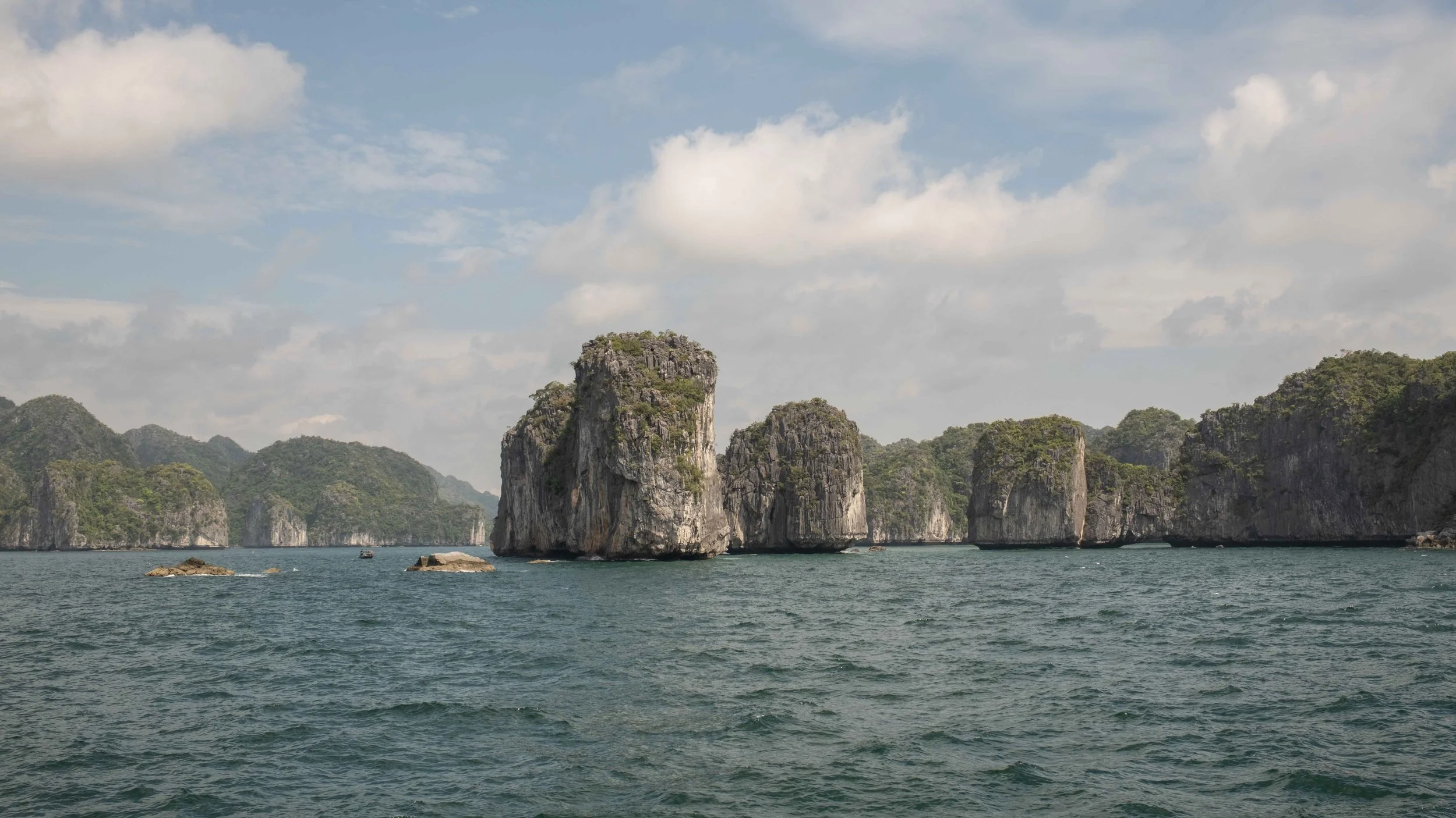 ha-long-bay.jpg