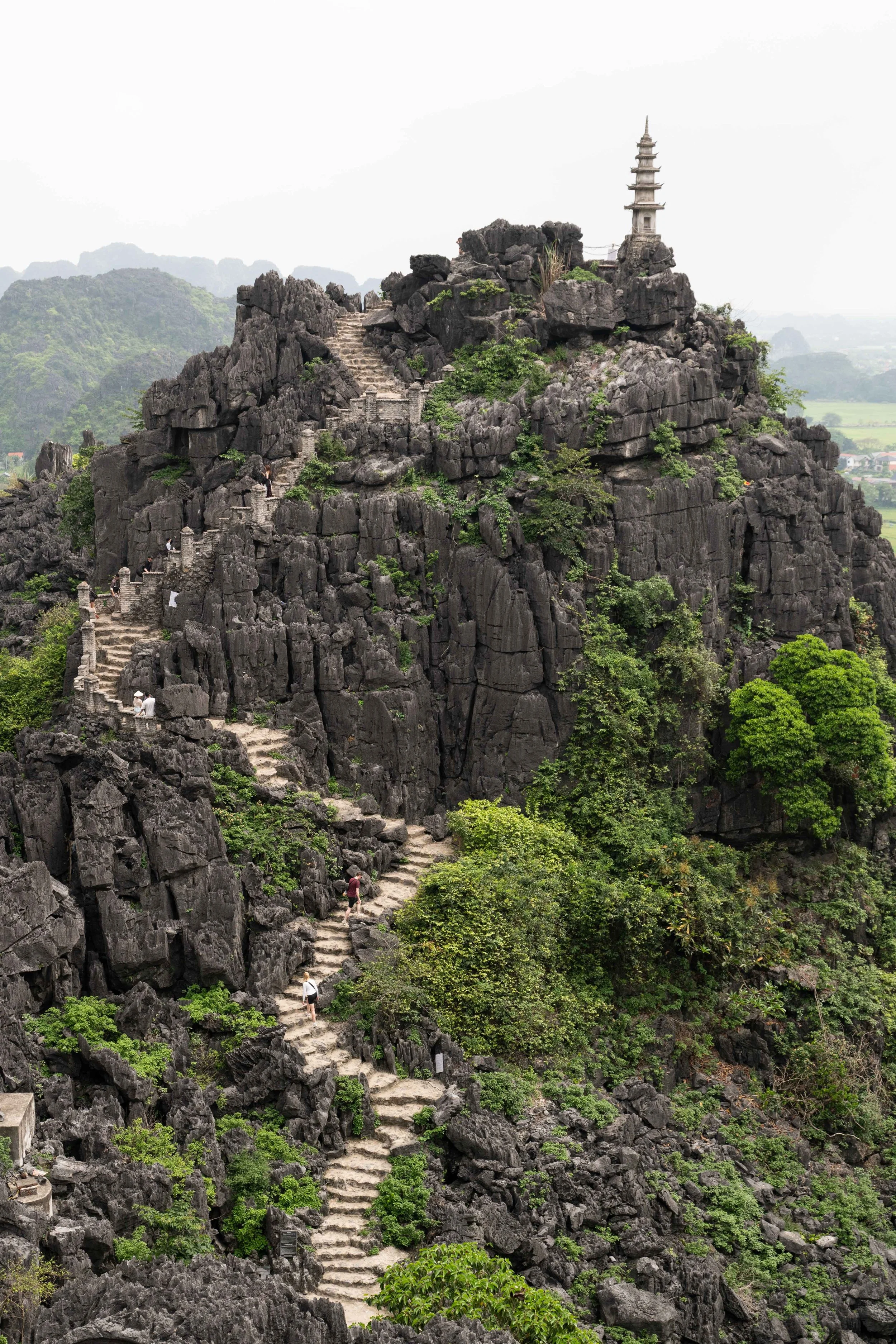 dragon-mountain-ninh-binh.jpg