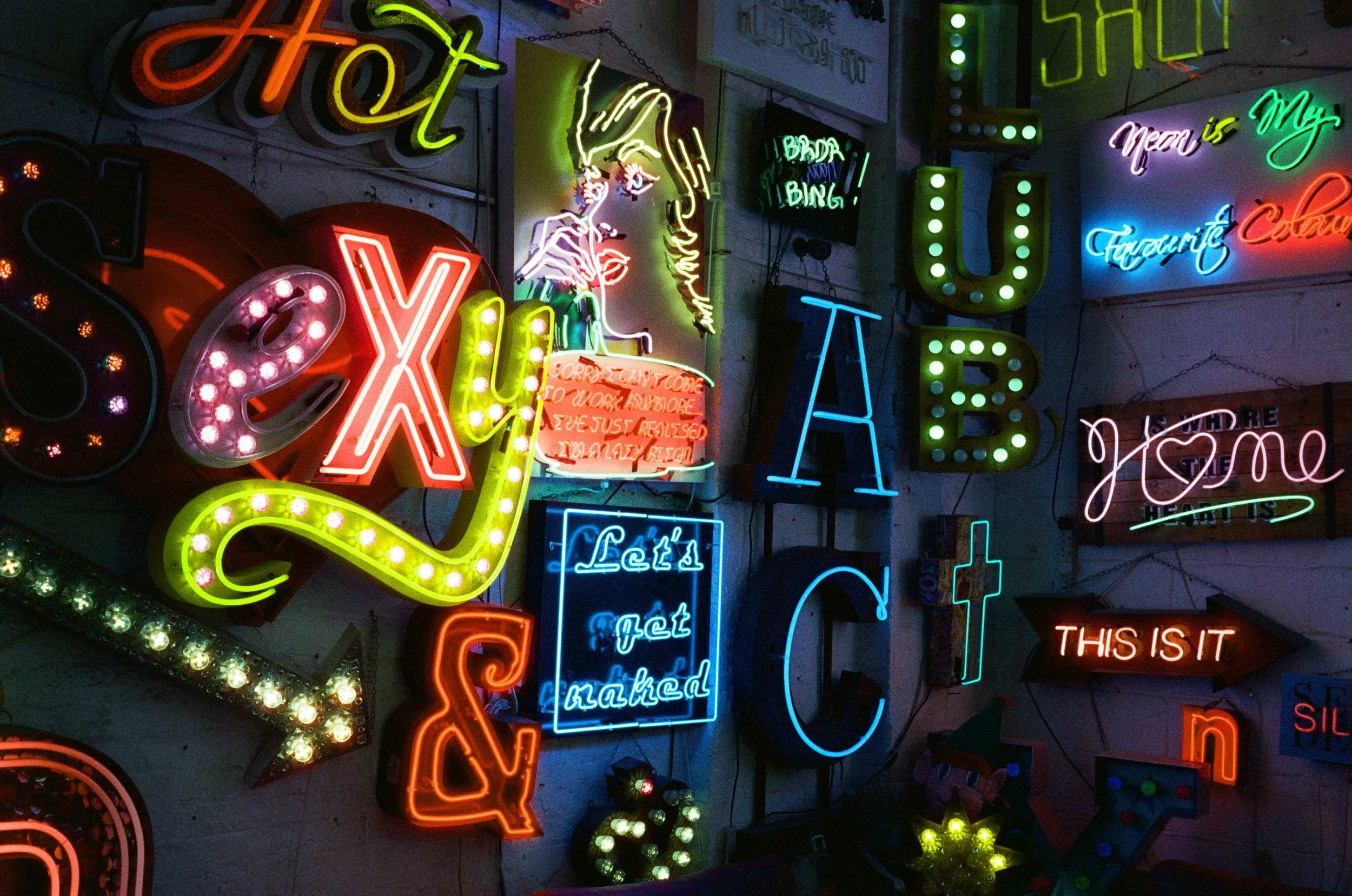 Cinestill 800T Review: Night Photography and Low-Light Film Magic