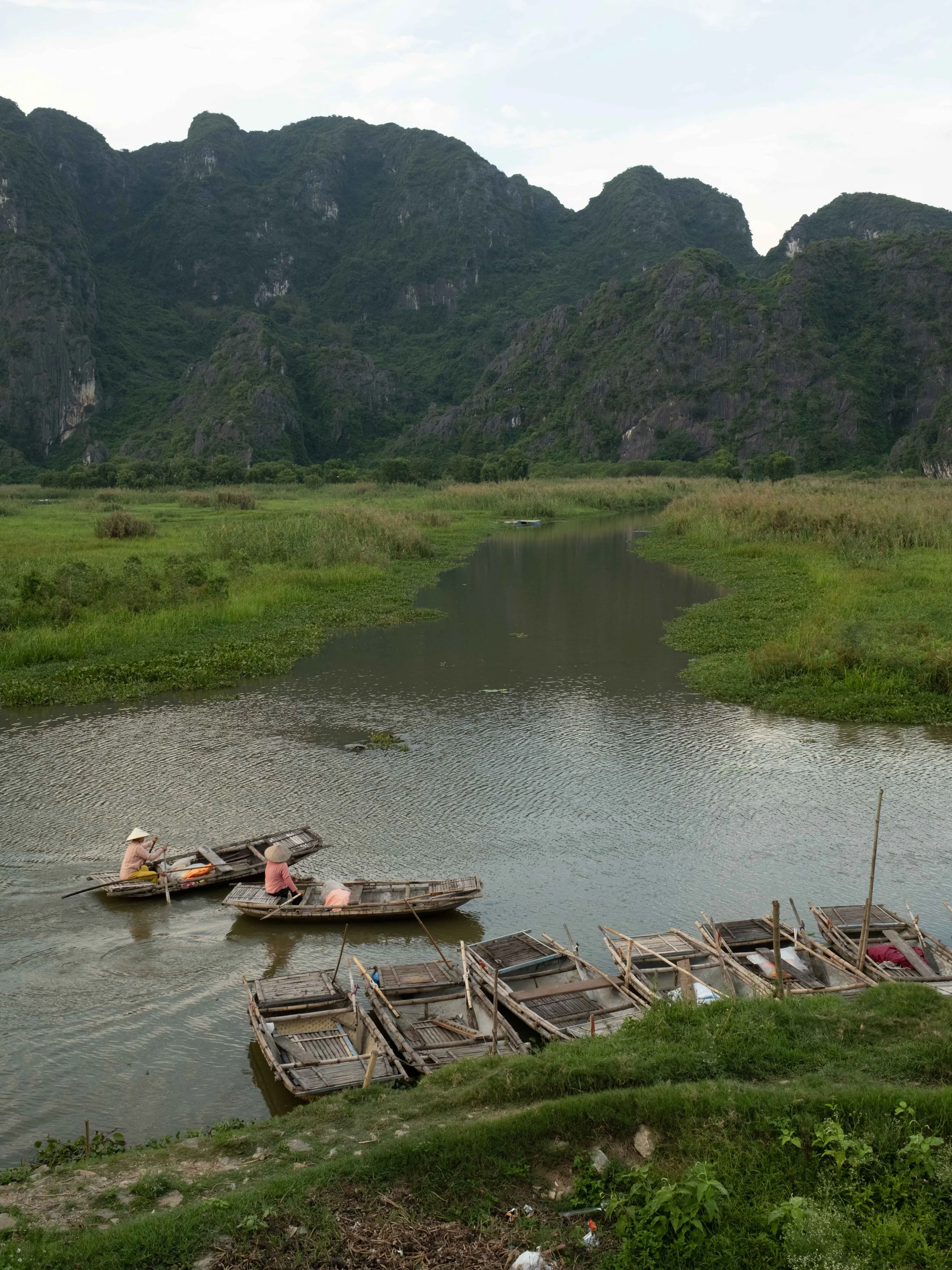 Ninh-binh-boats.jpg