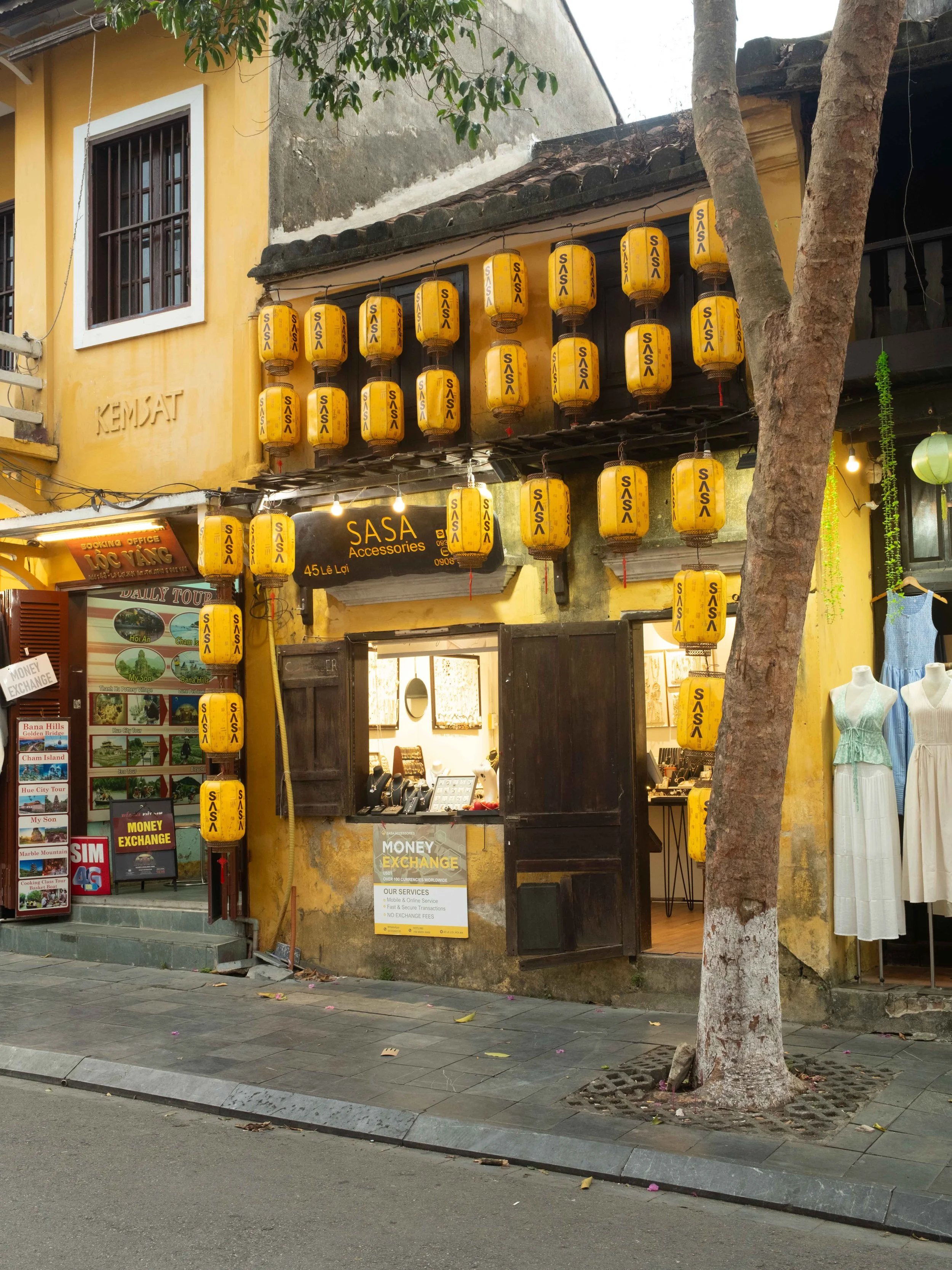 sasa-accessories-hoi-an.jpg