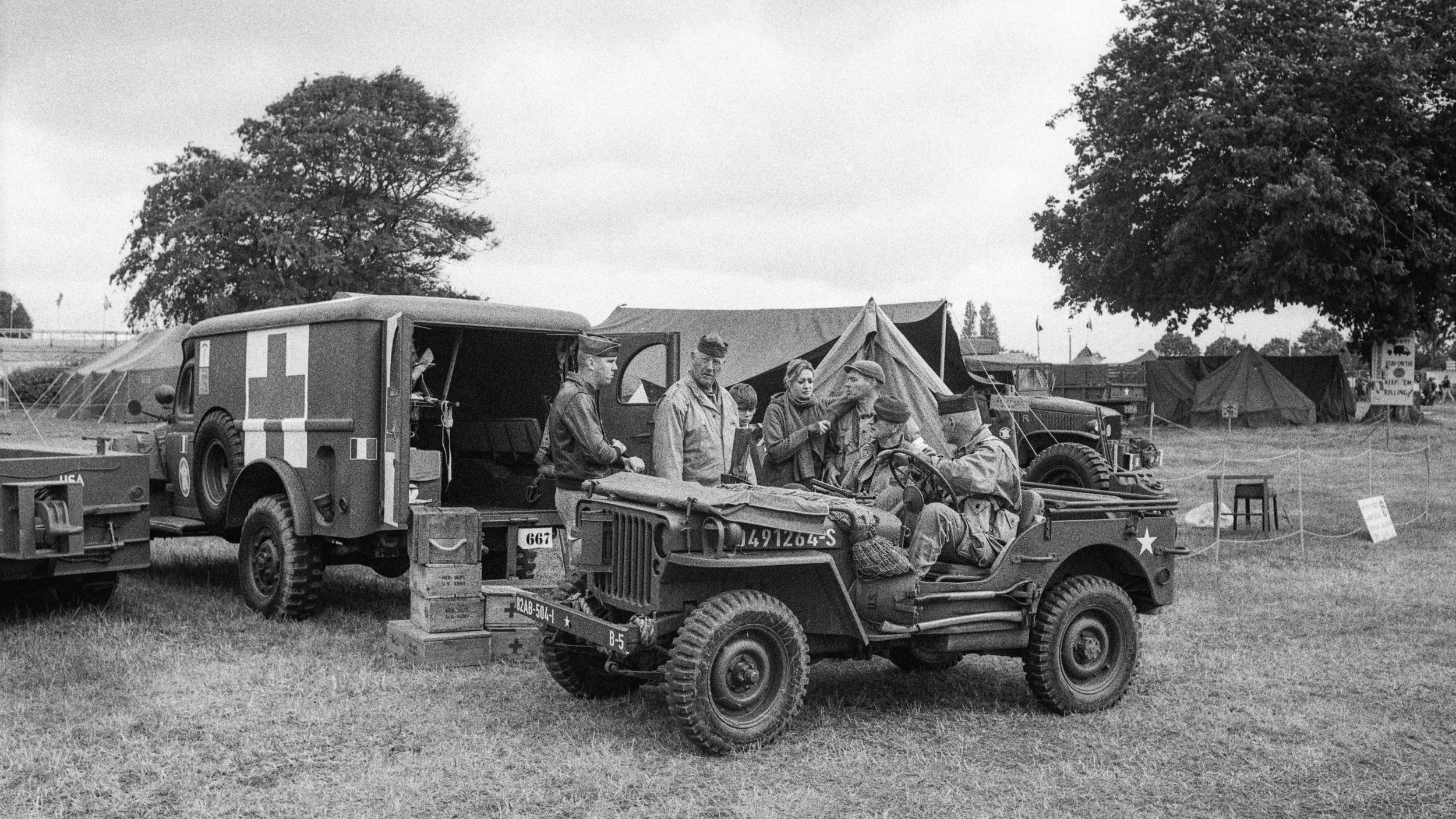 d-day-normandy-ww2-camp.jpg