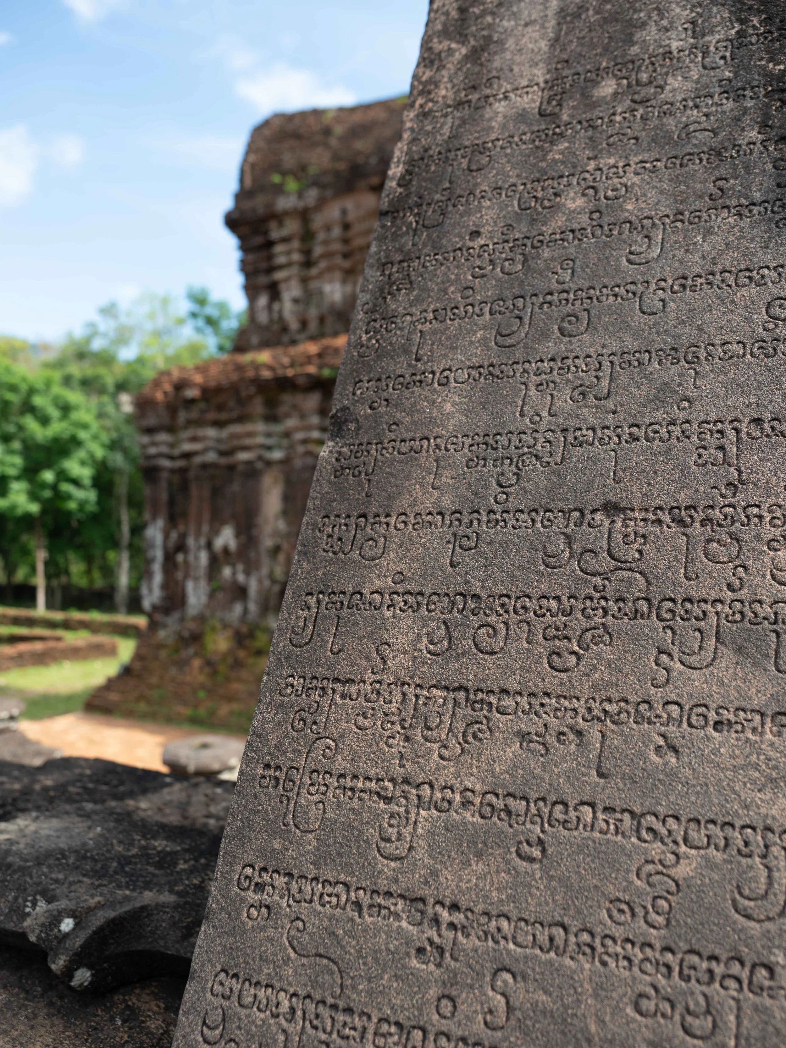 my-son-temples-script-vietnam.jpg