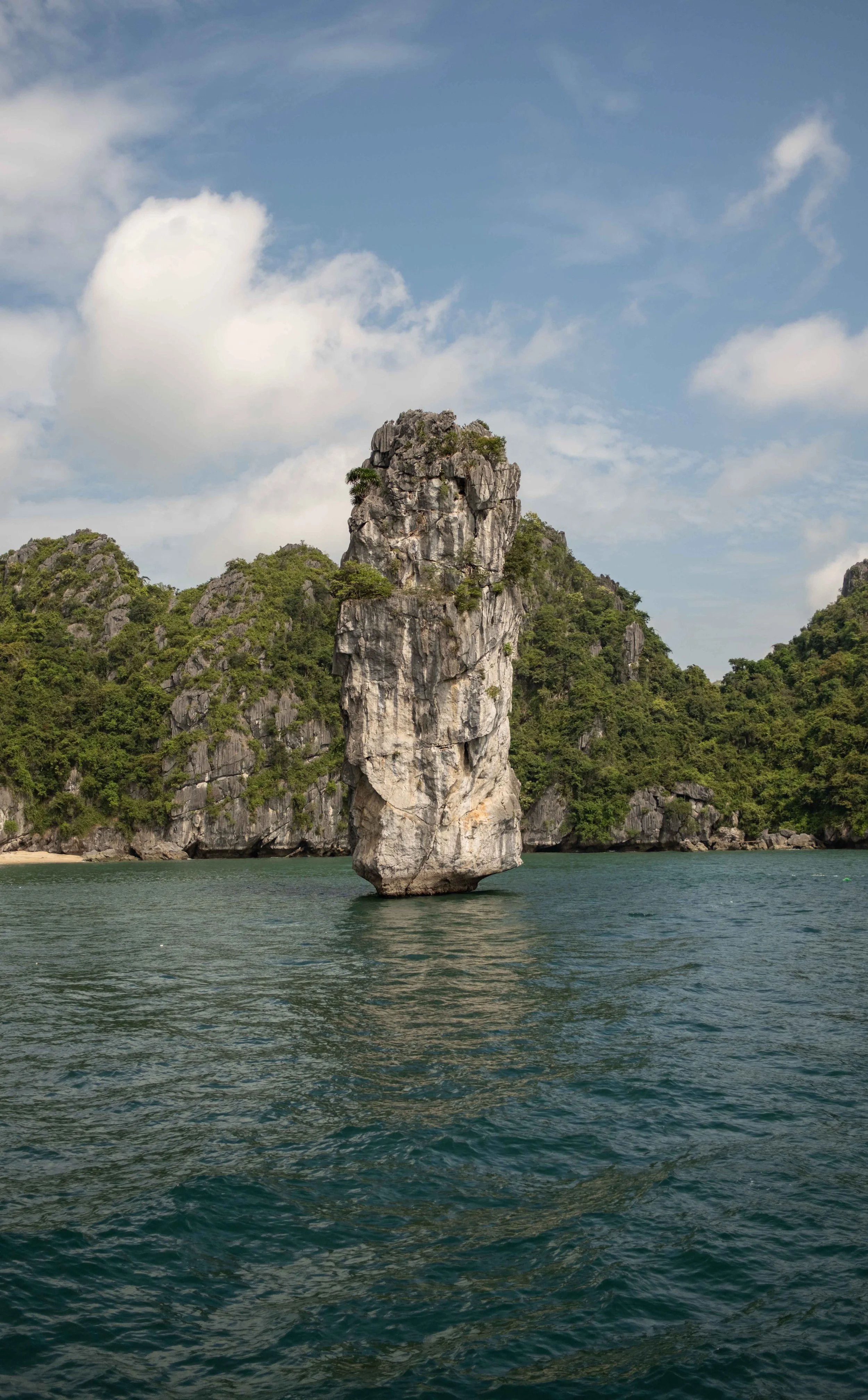 karst-ha-long-bay.jpg
